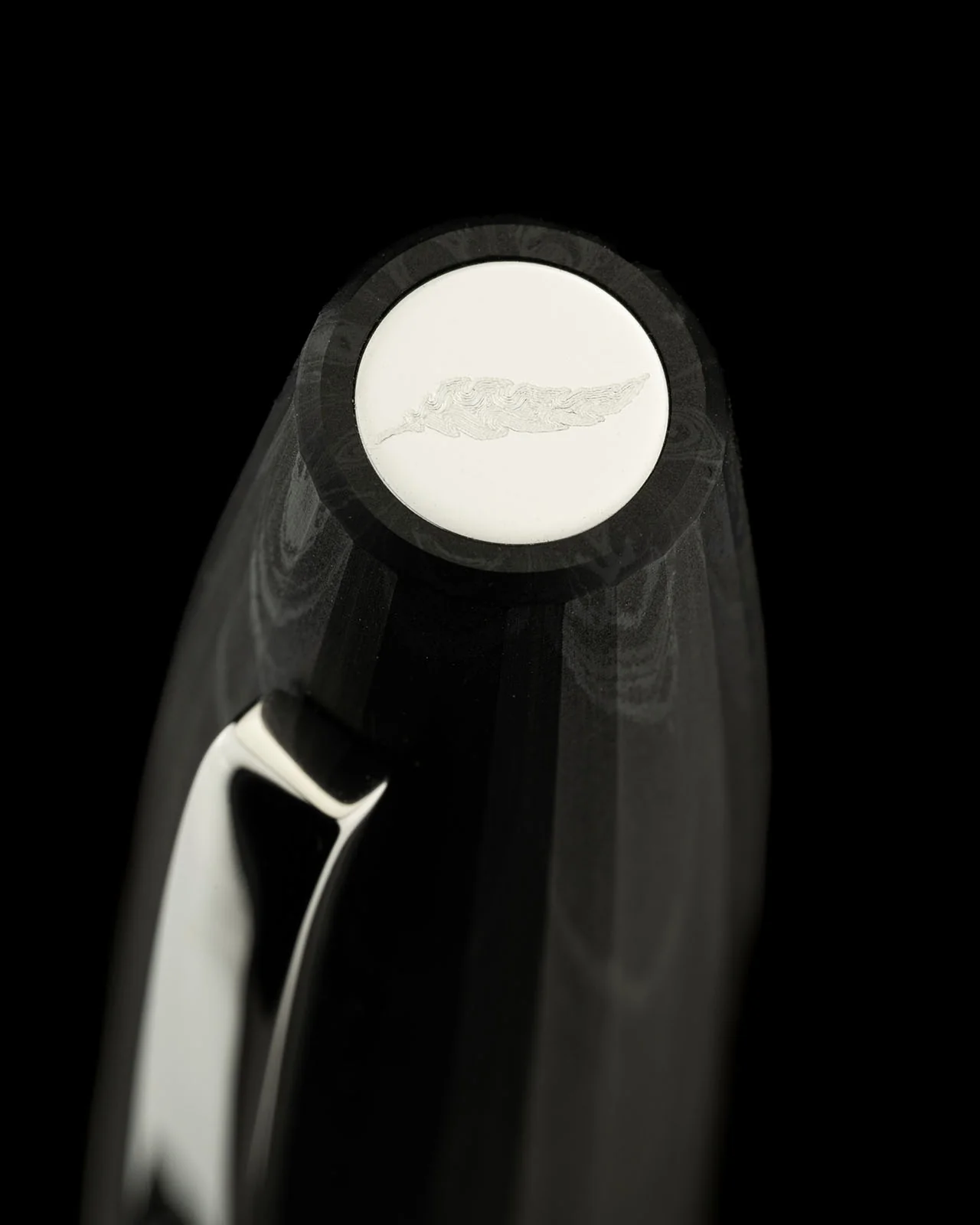 110-scribo-flow-fountain-pen-in-dimensione-with-platinum-trim-11.webp Scribo Flow Fountain Pen in Dimensione with Platinum Trim