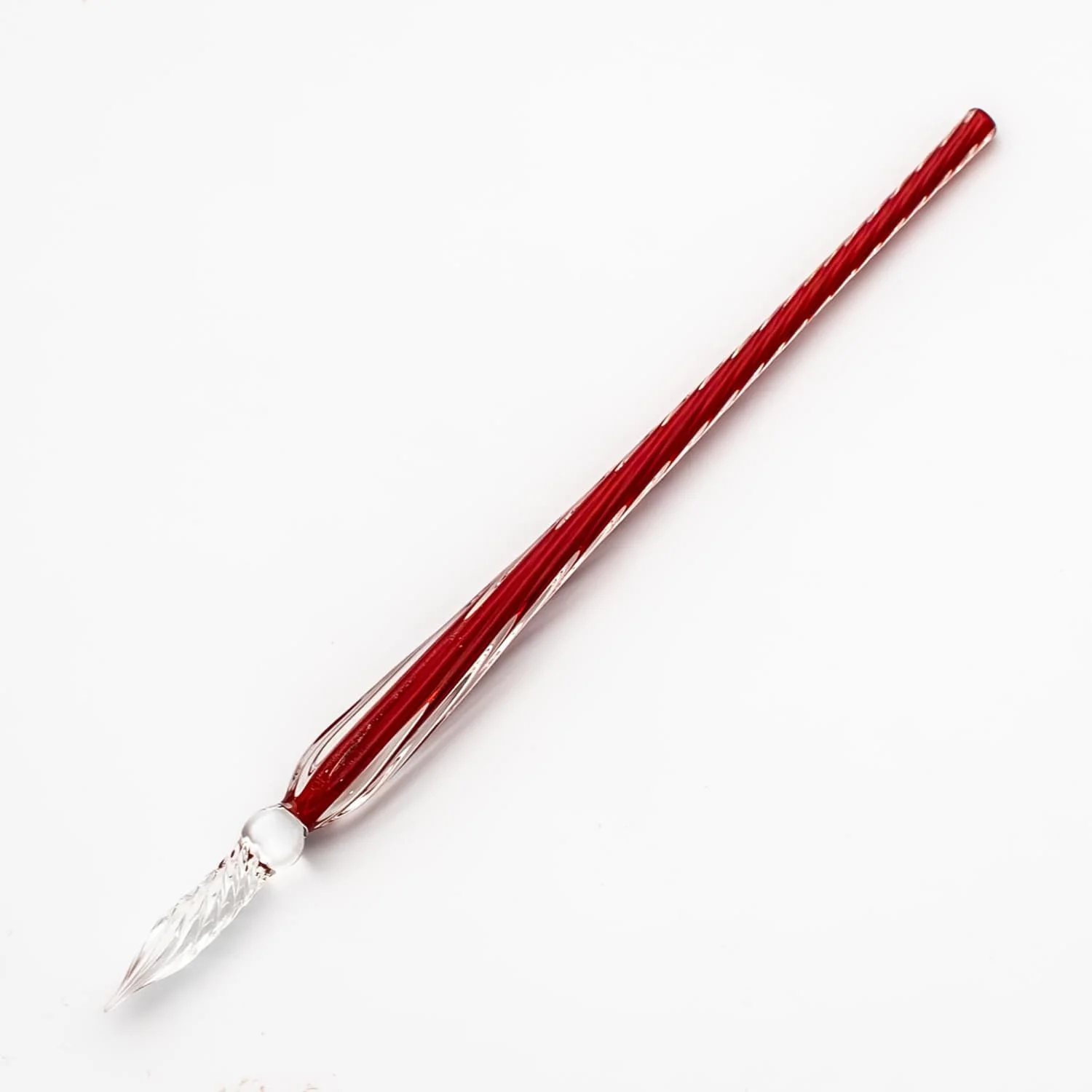 1145-j.-herbin-twisted-glass-dip-pen-in-rouge-caroubier-1.webp J. Herbin Twisted Glass Dip Pen in Rouge Caroubier