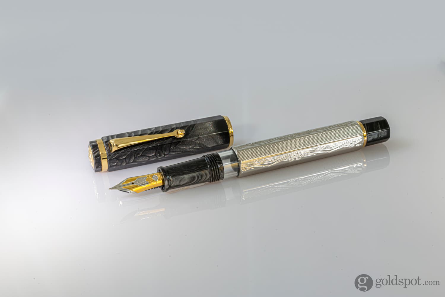 Omas Cobra Fountain Pen in Silver Guilloché - 14K