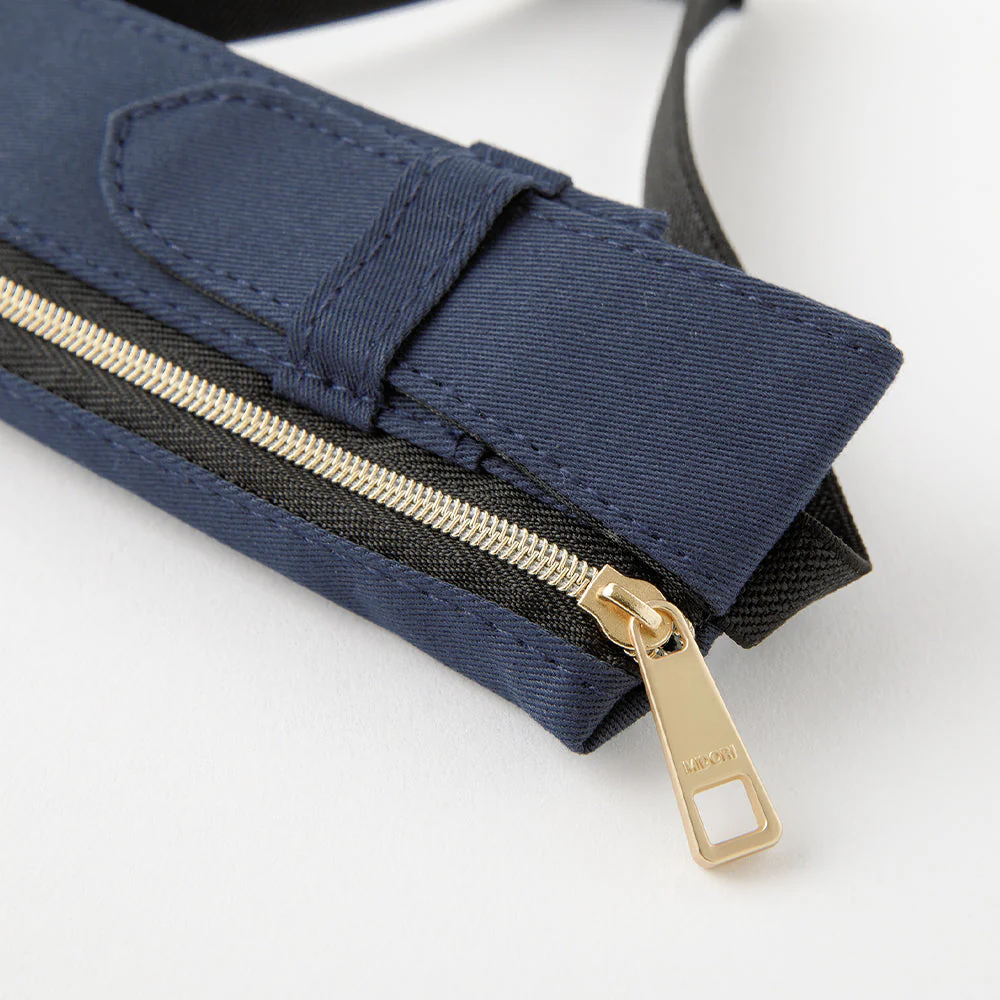 1375-midori-book-band-pen-case-for-b6-to-a5-in-navy-3.webp Midori Book Band Pen Case for B6 to A5 in Navy