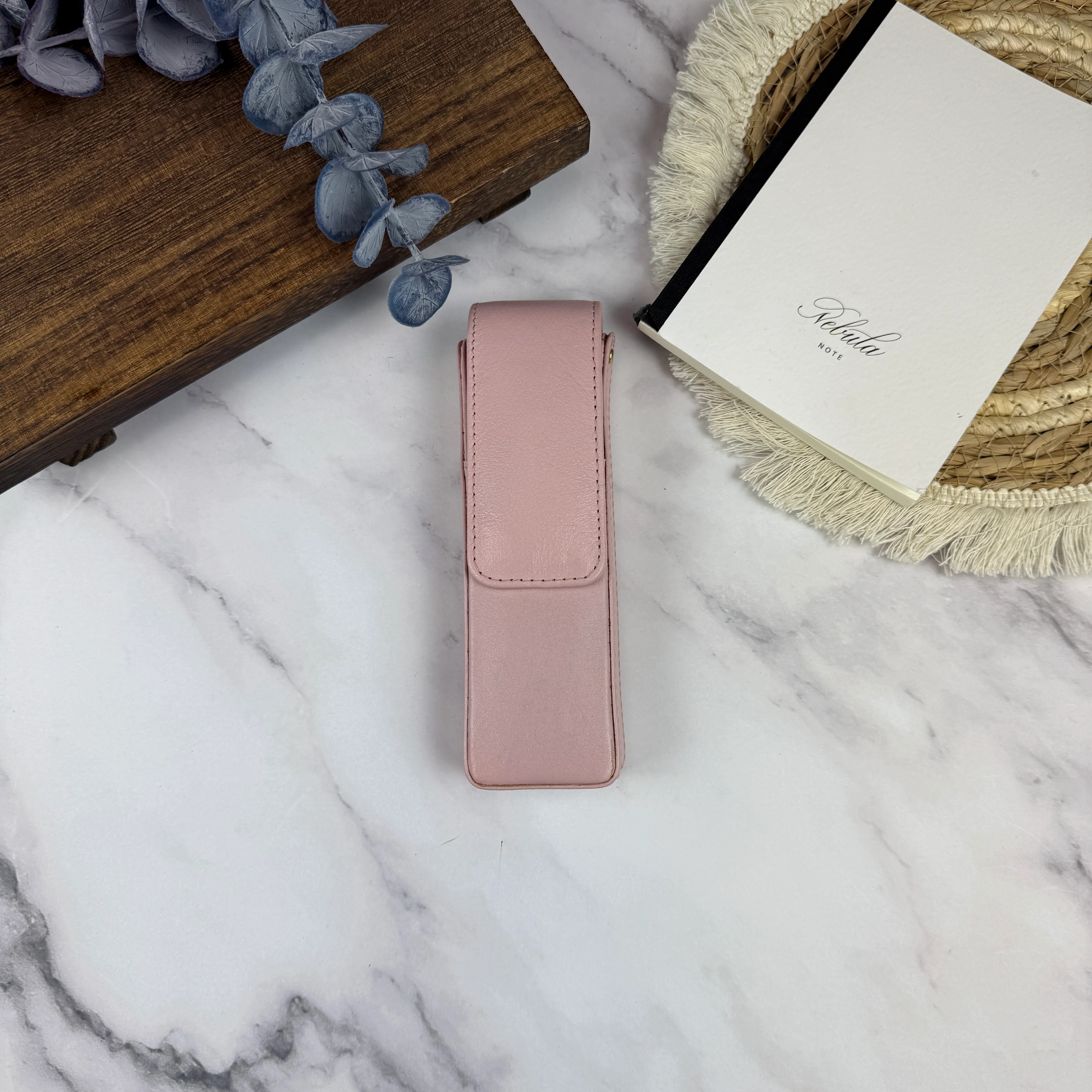 1601-girologio-double-magnetic-closure-pen-case-in-blush-petal-2.webp Girologio Double Magnetic Closure Pen Case in Blush Petal