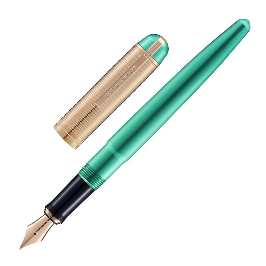 1687-wahl-eversharp-skyline-fountain-pen-in-emerald-with-rose-gold-trim-1.webp Wahl Eversharp Skyline Fountain Pen in Emerald with Rose Gold Trim