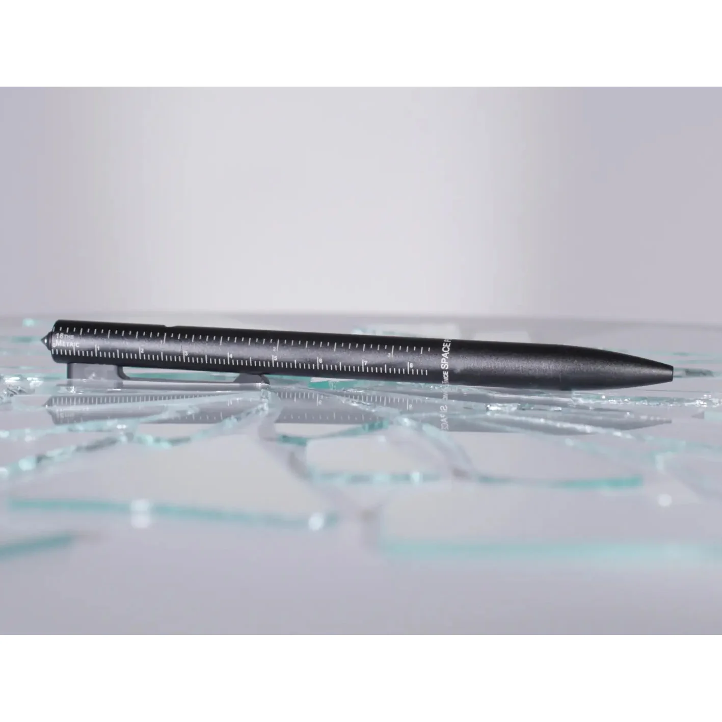 1806-fisher-measure-twice-tactical-bolt-action-space-pen-with-glass-breaker-tip-3.webp Fisher Measure Twice Tactical Bolt-Action Space Pen with Glass Breaker Tip