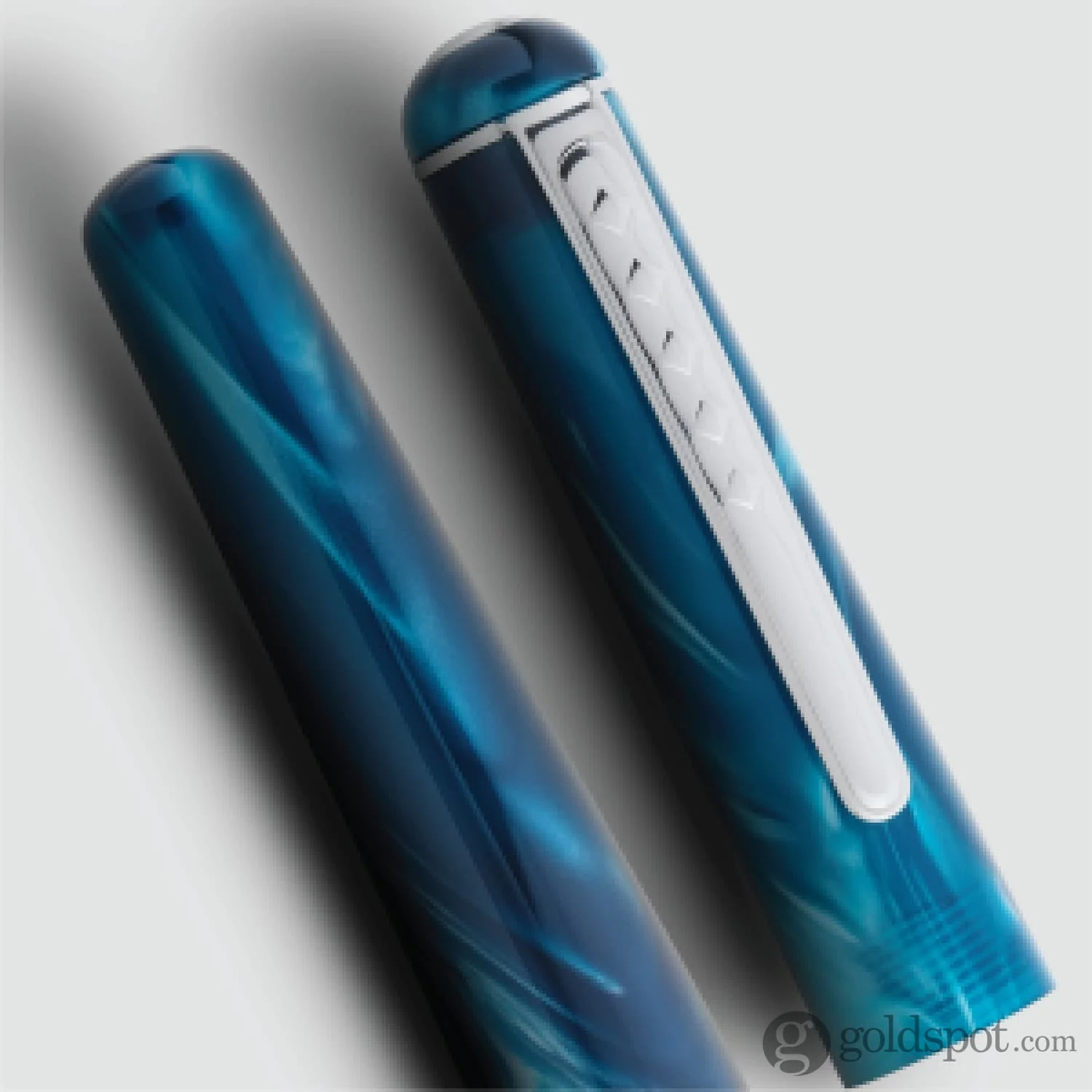 Tom Hessin Charles Fountain Pen in Thames Blue