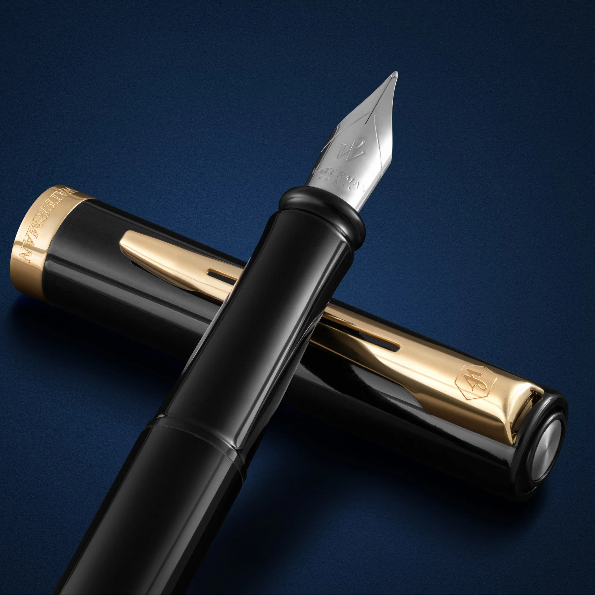 1944-waterman-impression-fountain-pen-in-black-with-gold-coated-fine-point-11.webp Waterman Impression Fountain Pen in Black with Gold Coated - Fine Point