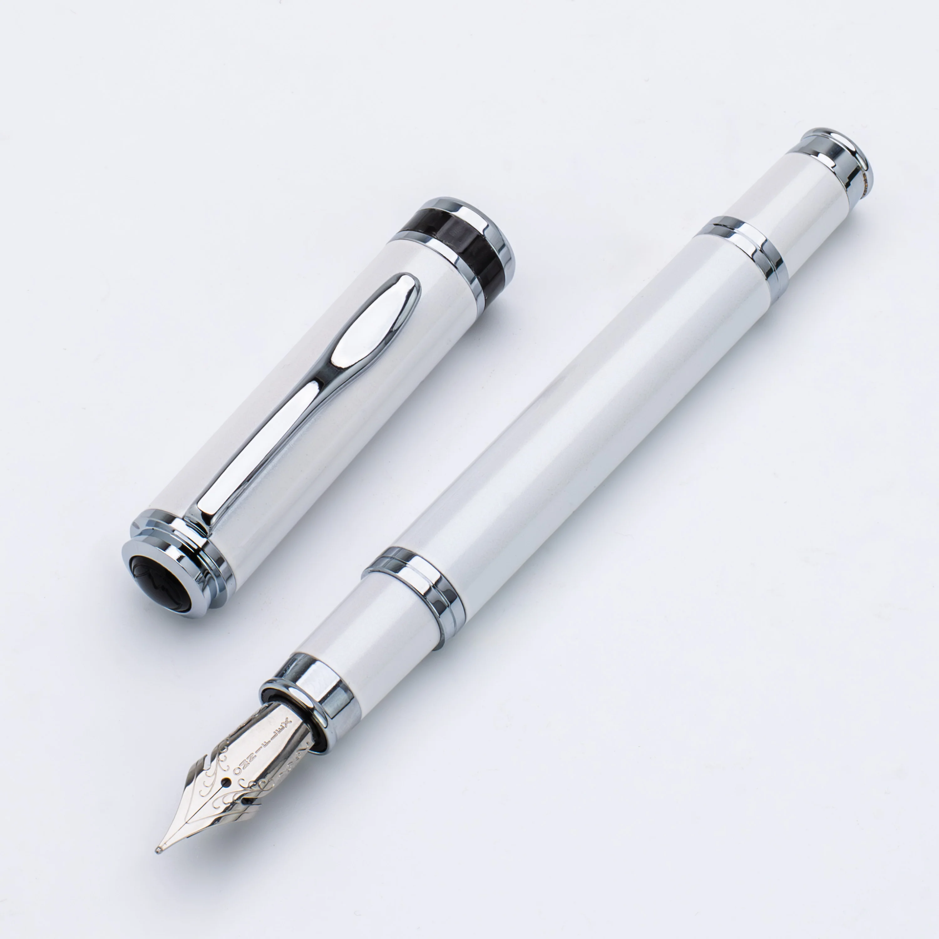 Monteverde Innova Fountain Pen in 2026 Cloud Dancer in Chrome Trim - Limited Edition