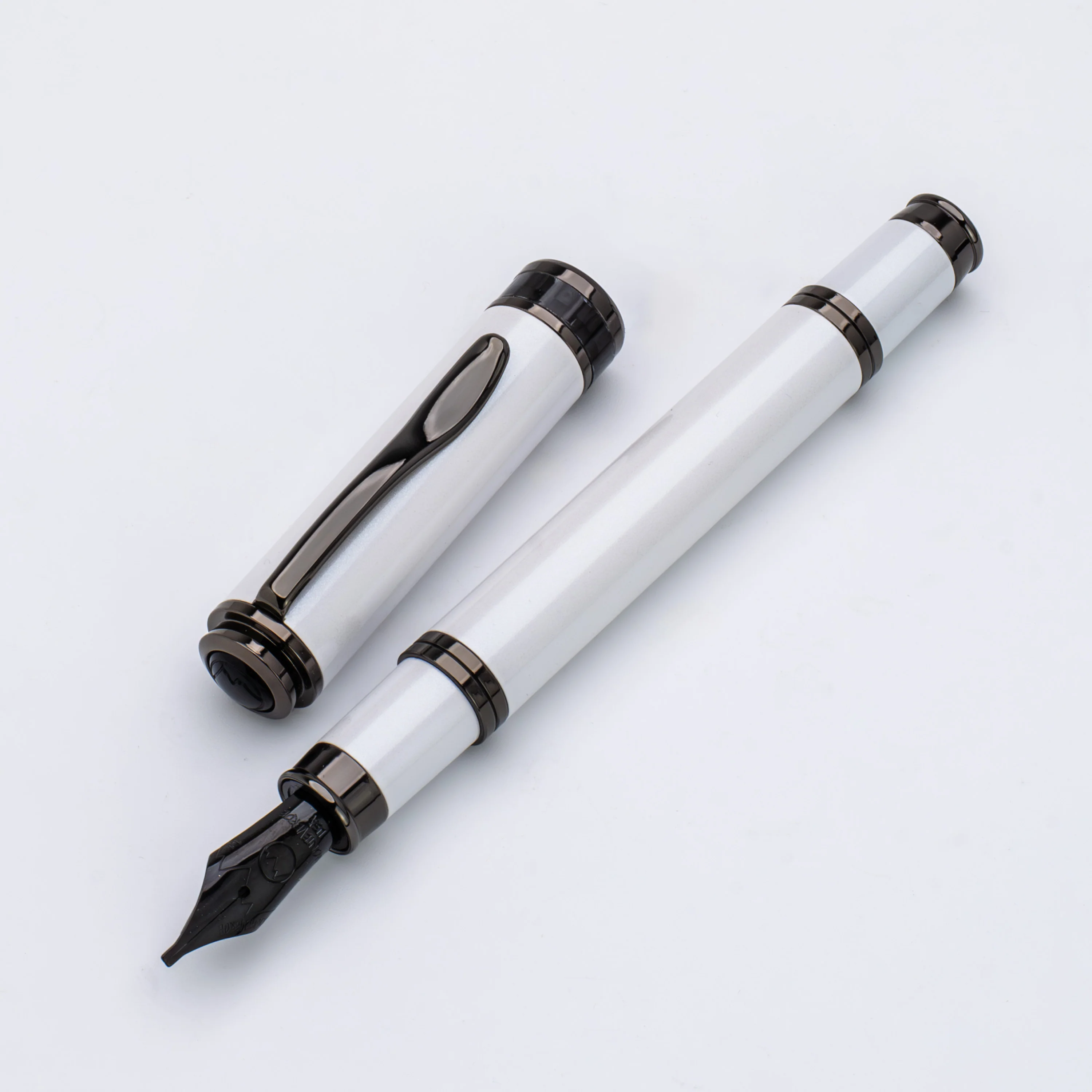 2966-monteverde-innova-fountain-pen-in-2026-cloud-dancer-in-gunmetal-trim-limited-edition-1.webp Monteverde Innova Fountain Pen in 2026 Cloud Dancer in Gunmetal Trim - Limited Edition