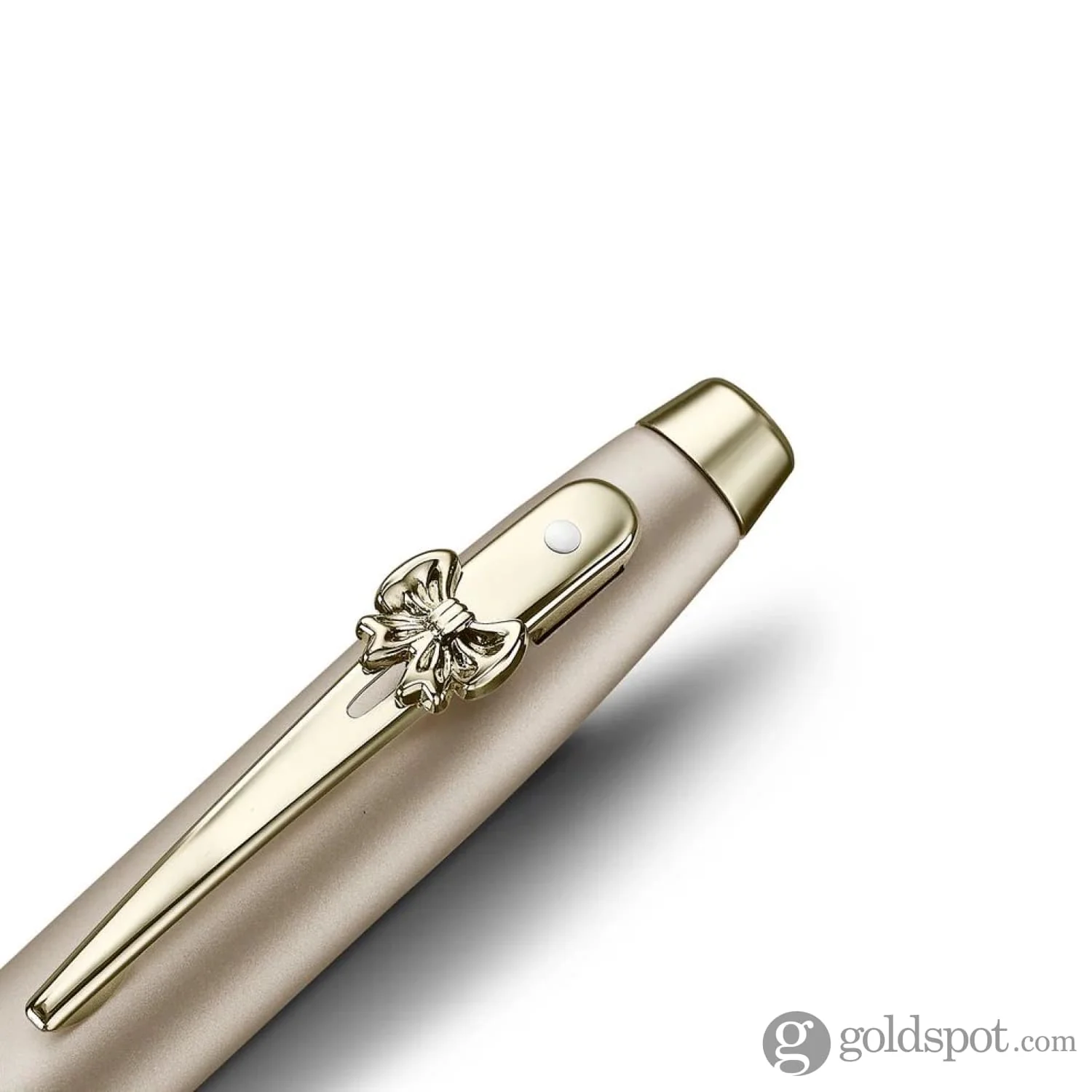 3591-sheaffer-x-emily-in-paris-100-rollerball-pen-in-champagne-gold-with-champagne-gold-trim-10.webp Sheaffer x Emily in Paris 100 Rollerball Pen in Champagne Gold with Champagne Gold Trim