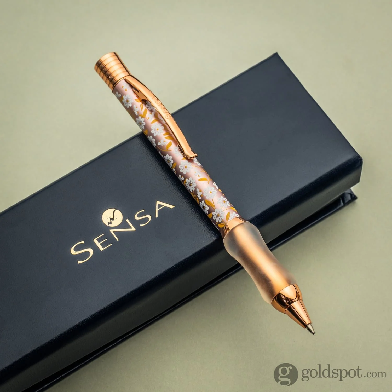 378-sensa-ballpoint-pen-in-wildflower-reverie-limited-edition-8.webp Sensa Ballpoint Pen in Wildflower Reverie - Limited Edition