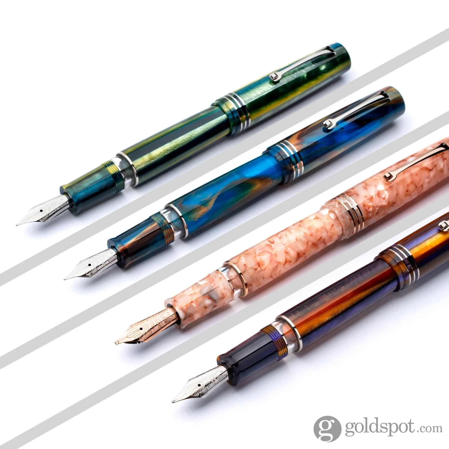 3876-leonardo-momento-zero-grande-2.0-fountain-pen-in-sea-anemone-5.webp Leonardo Momento Zero Grande 2.0 Fountain Pen in Sea Anemone