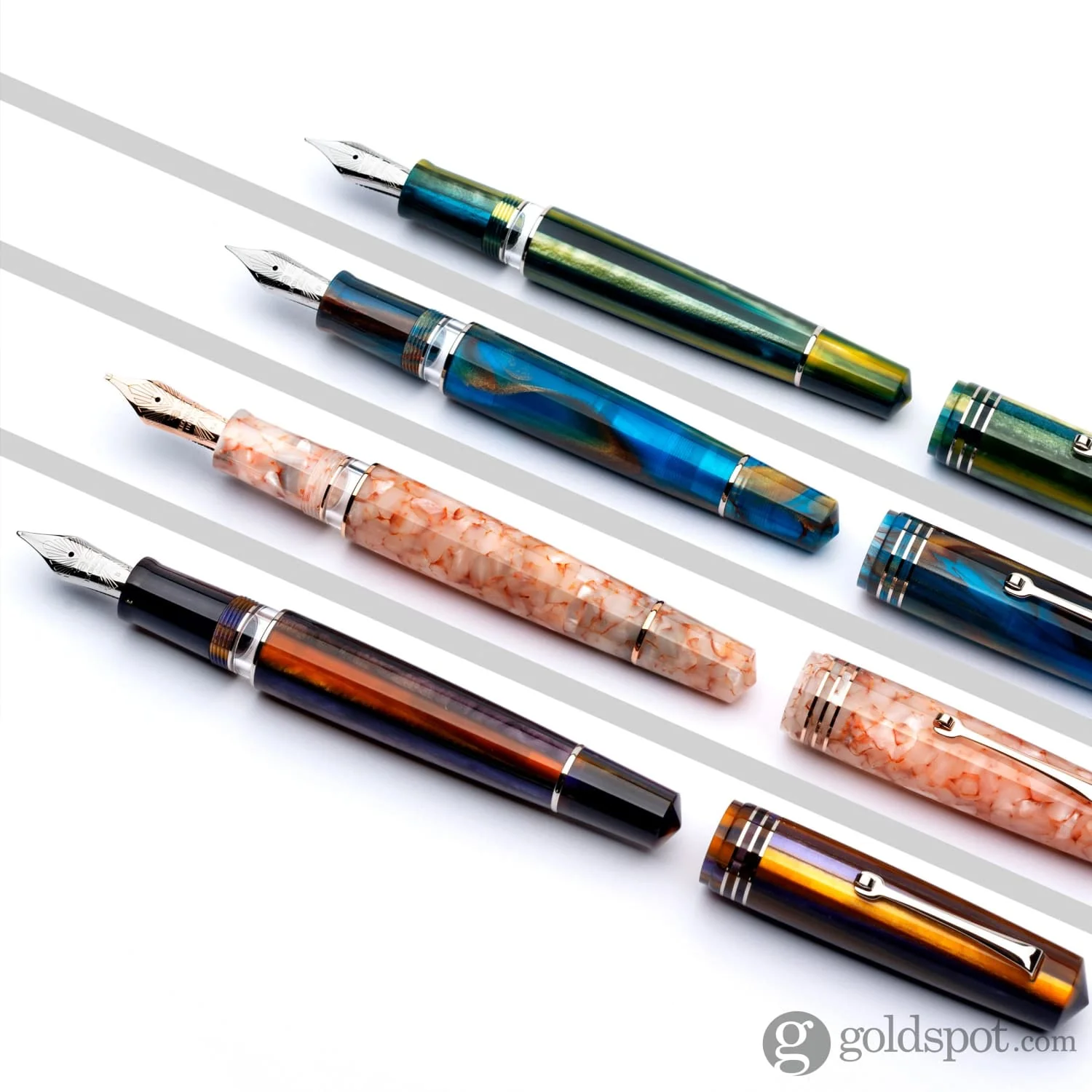 Leonardo Momento Zero Grande 2.0 Fountain Pen in Baobab Spaghetti Resin