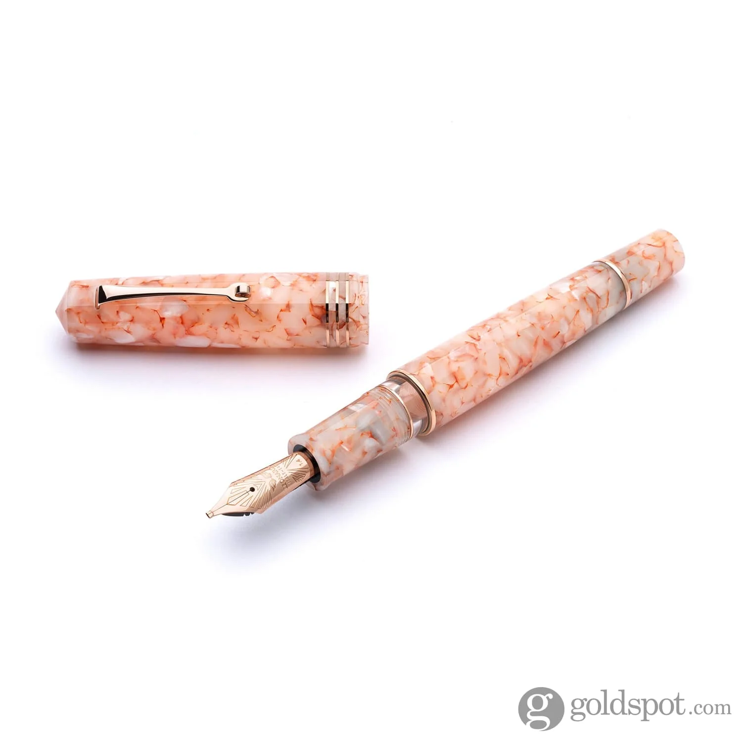 Leonardo Momento Zero Grande 2.0 Fountain Pen in Angel Skin - 14kt Gold