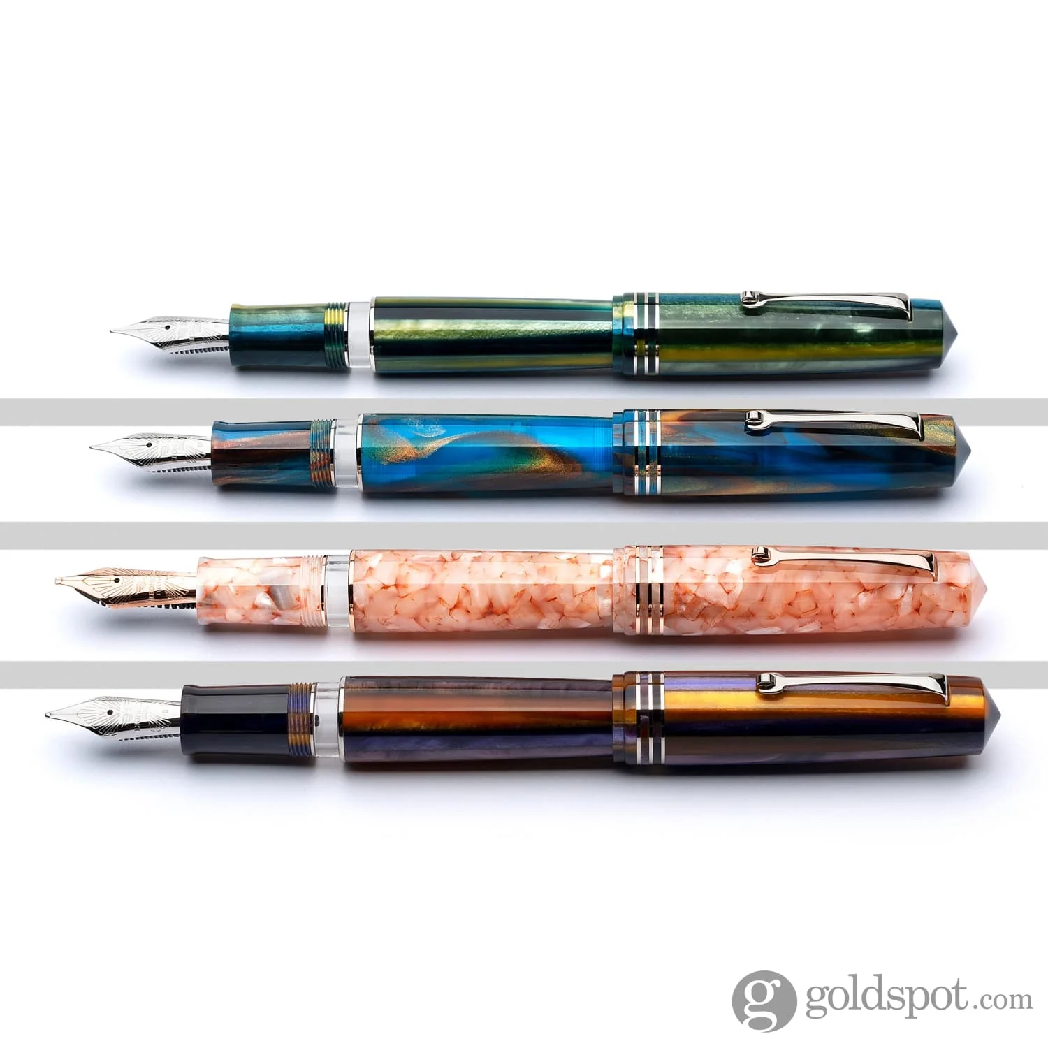 Leonardo Momento Zero Grande 2.0 Fountain Pen in Angel Skin - 14kt Gold