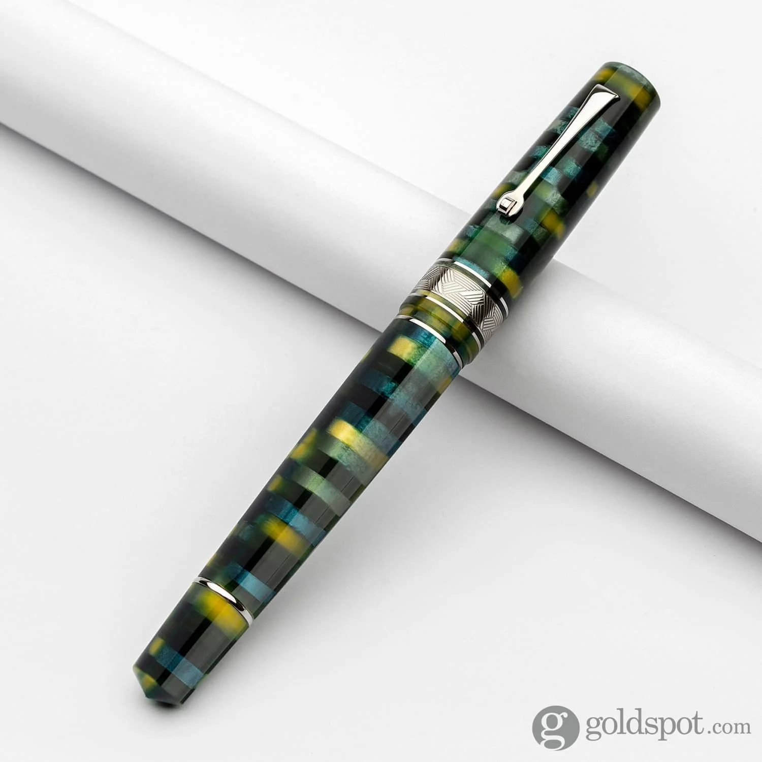 Leonardo Mosaico Fountain Pen in Baobab