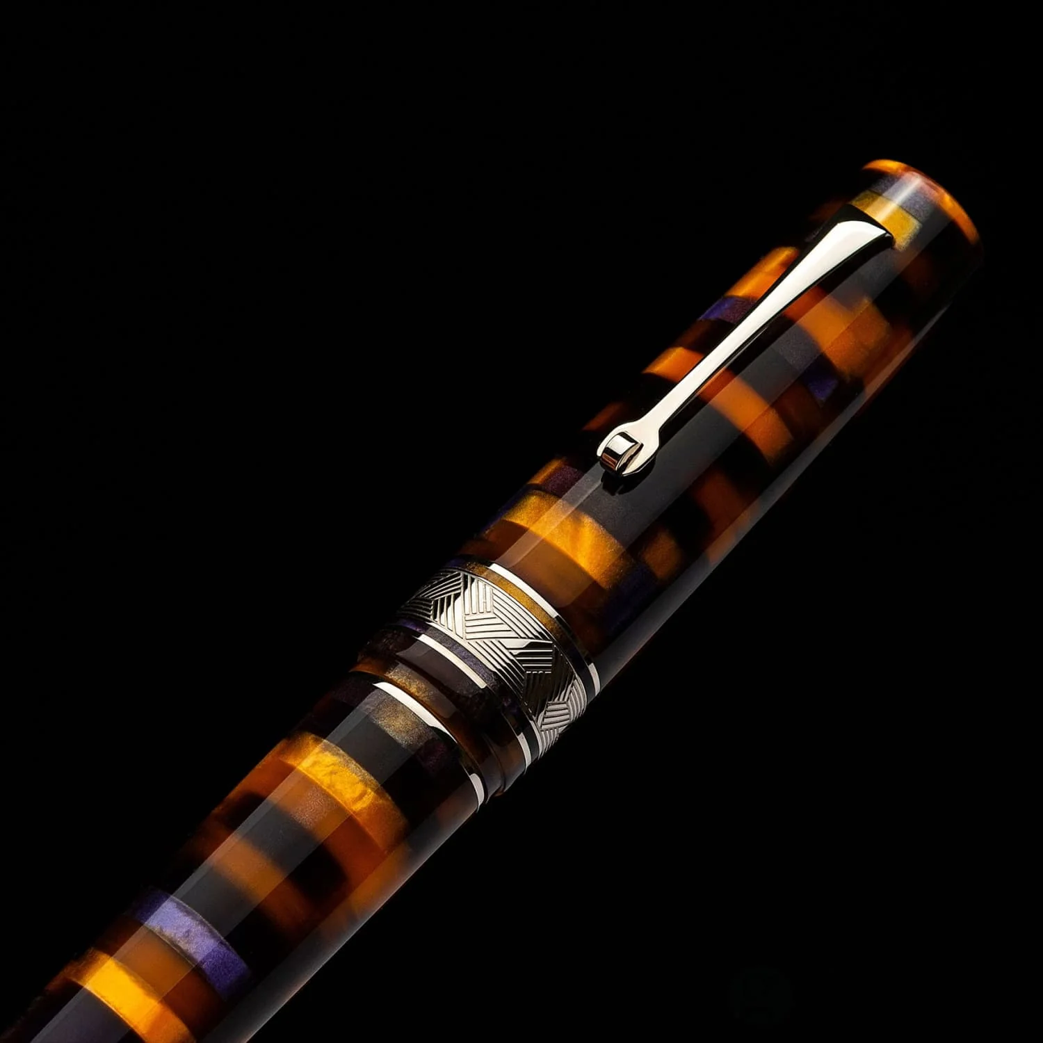 Leonardo Mosaico Fountain Pen in Anemone