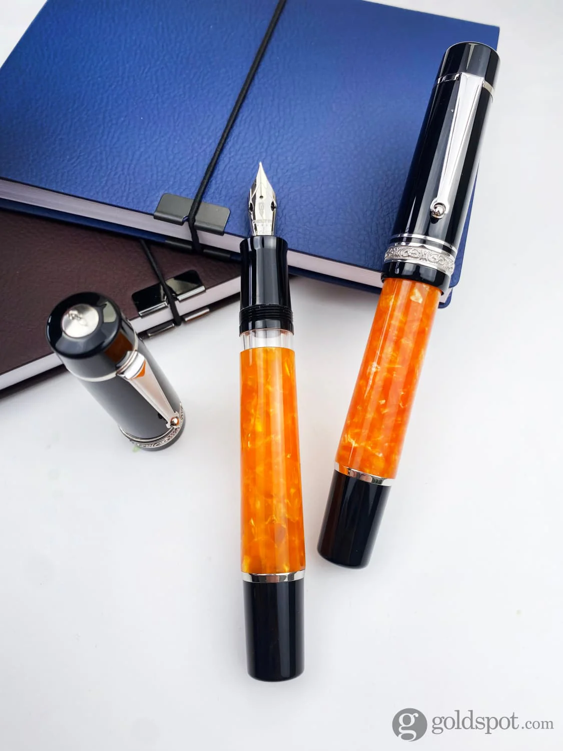 Delta DV Original Mid-Size Cartridge Fountain Pen