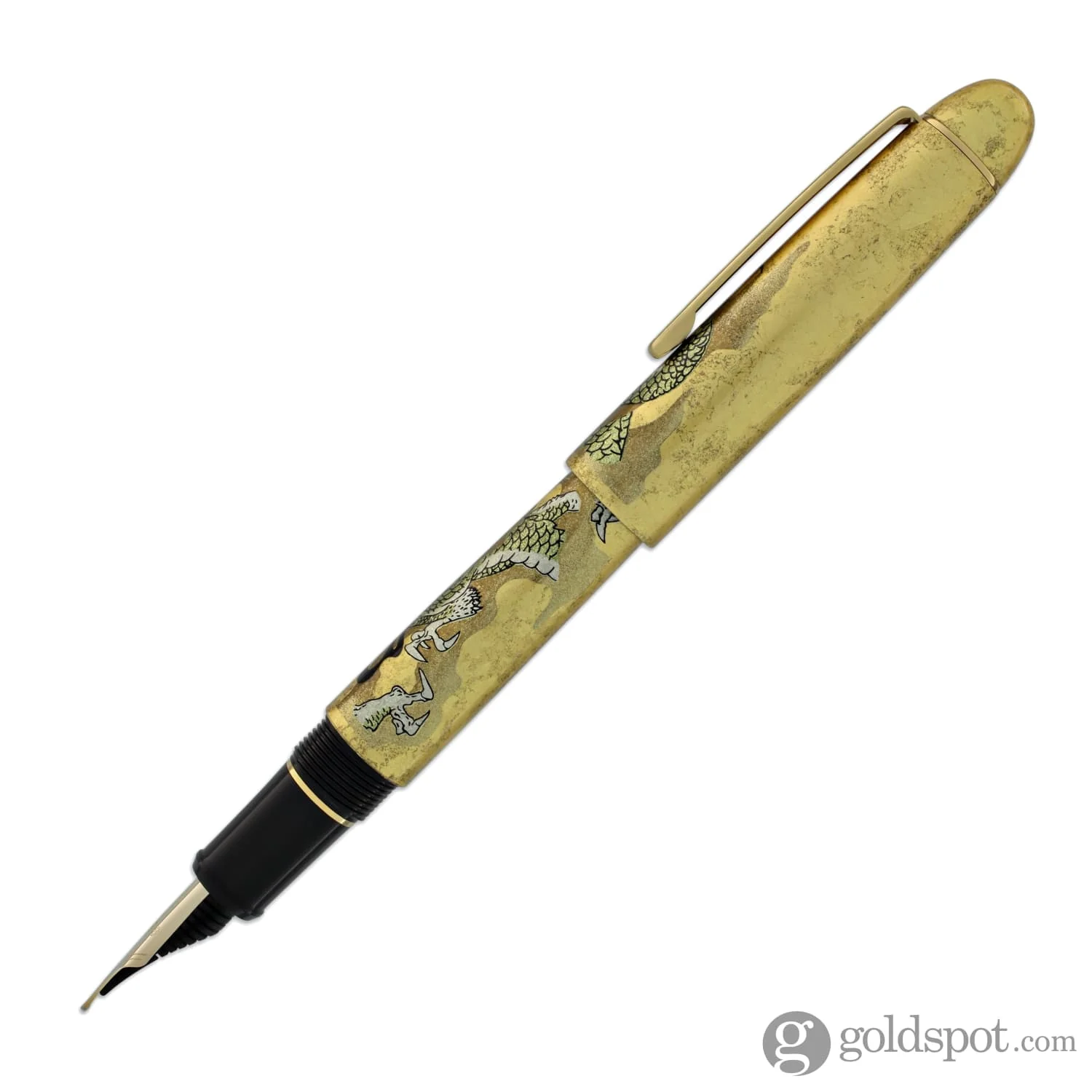 4284-platinum-kanazawa-haku-fountain-pen-in-ascending-dragon-14k-gold-3.webp Platinum Kanazawa-haku Fountain Pen in Ascending Dragon - 14K Gold