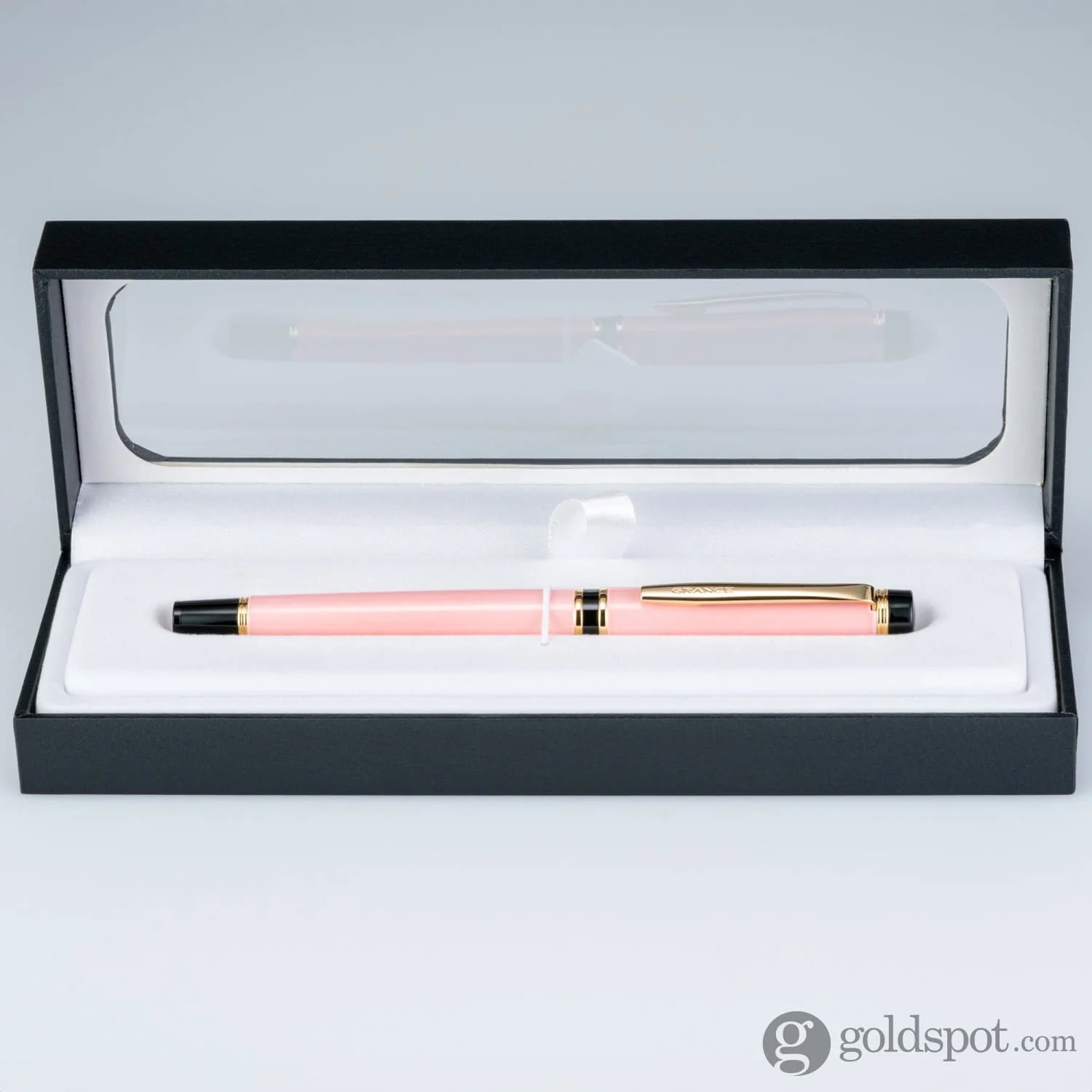 4299-pilot-grance-fountain-pen-in-pearl-pink-14k-gold-10.webp Pilot Grance Fountain Pen in Pearl Pink - 14k Gold