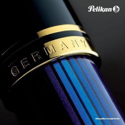4302-pelikan-souveran-m600-fountain-pen-in-black-blue-with-gold-trim-14k-gold-11.jpg Pelikan Souveran M600 Fountain Pen in Black & Blue with Gold Trim - 14K Gold