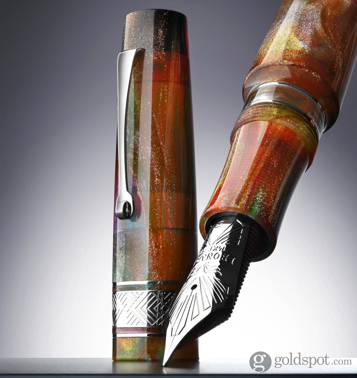 Leonardo Supernova Fountain Pen in Brooks PM5 No. 8 Size 14kt Gold