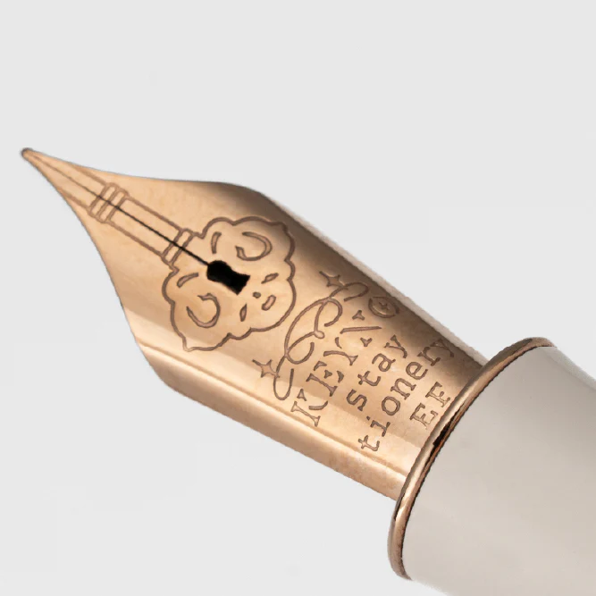 441-dominant-industry-keyno-fountain-pen-in-cherishment-4.webp Dominant Industry Keyno Fountain Pen in Cherishment