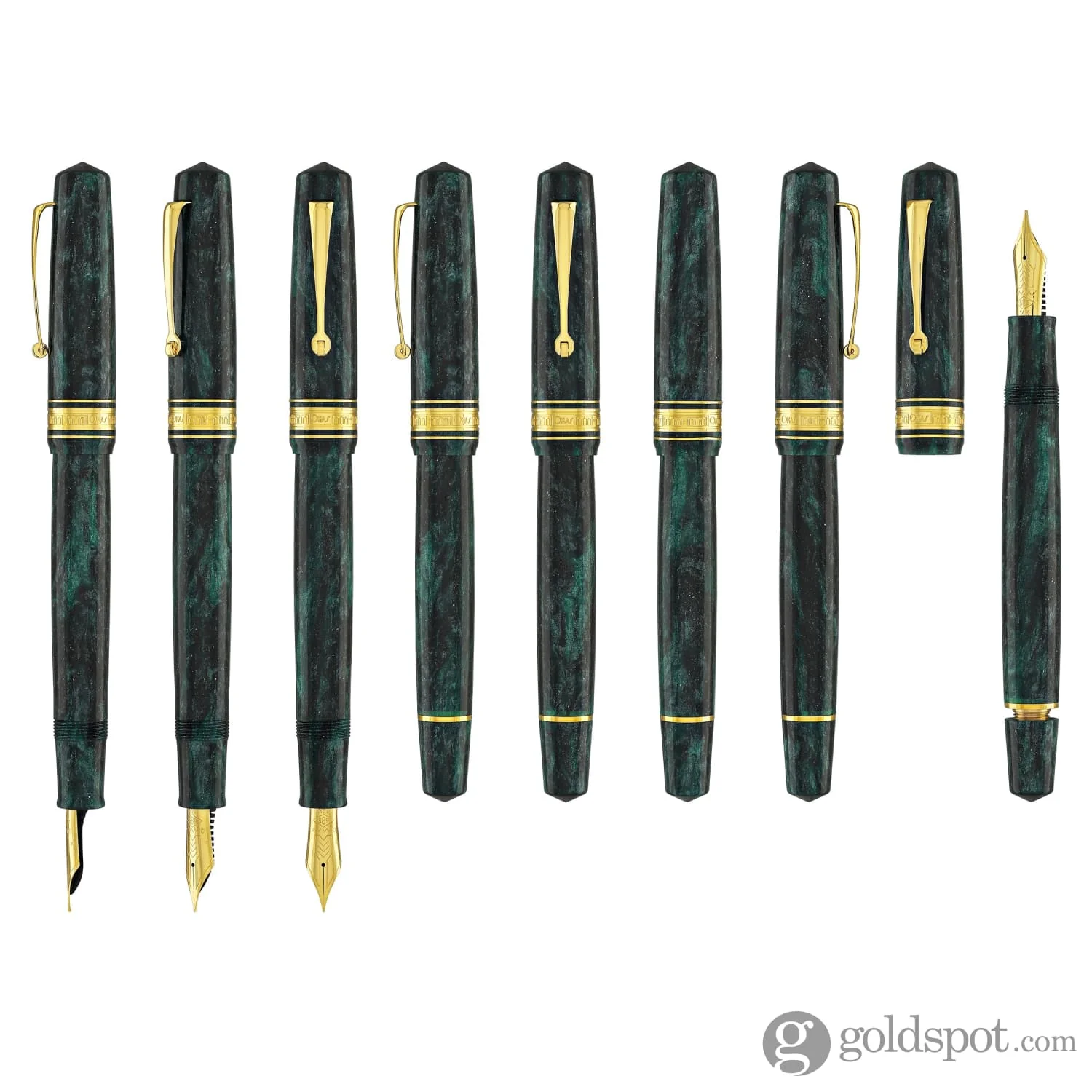 Omas Bologna Fountain Pen in Smeraldo Elegante (Elegant Emerald) with Gold Trim