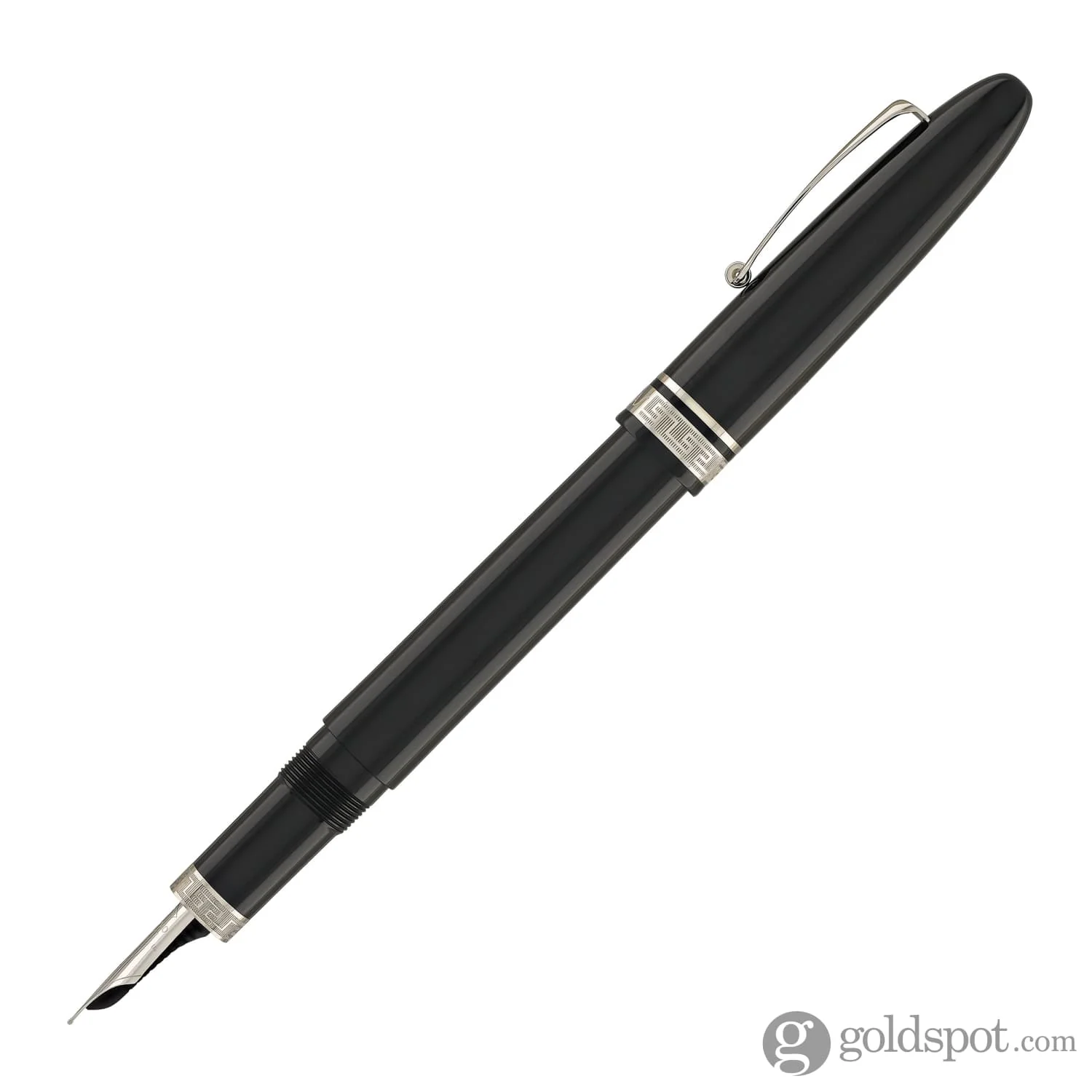4545-omas-ogiva-fountain-pen-in-nera-with-silver-trim-3.webp Omas Ogiva Fountain Pen in Nera with Silver Trim