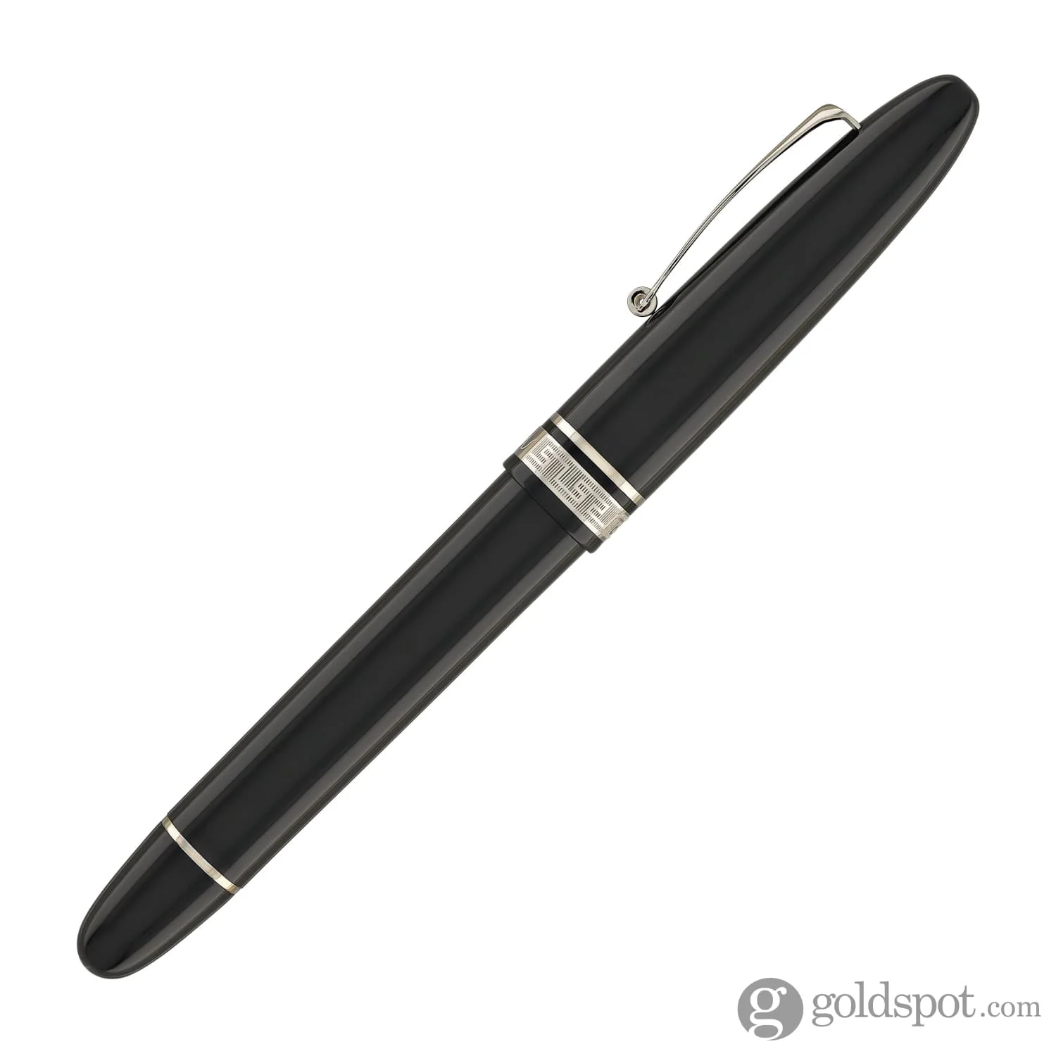 4545-omas-ogiva-fountain-pen-in-nera-with-silver-trim-5.webp Omas Ogiva Fountain Pen in Nera with Silver Trim