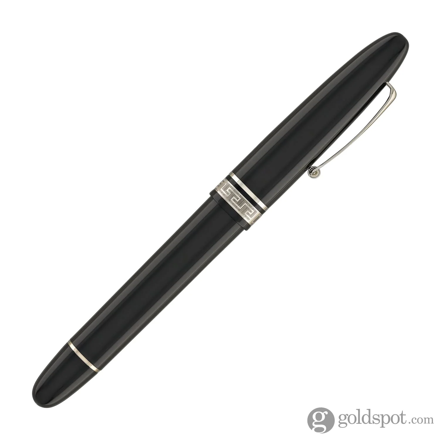4545-omas-ogiva-fountain-pen-in-nera-with-silver-trim-6.webp Omas Ogiva Fountain Pen in Nera with Silver Trim