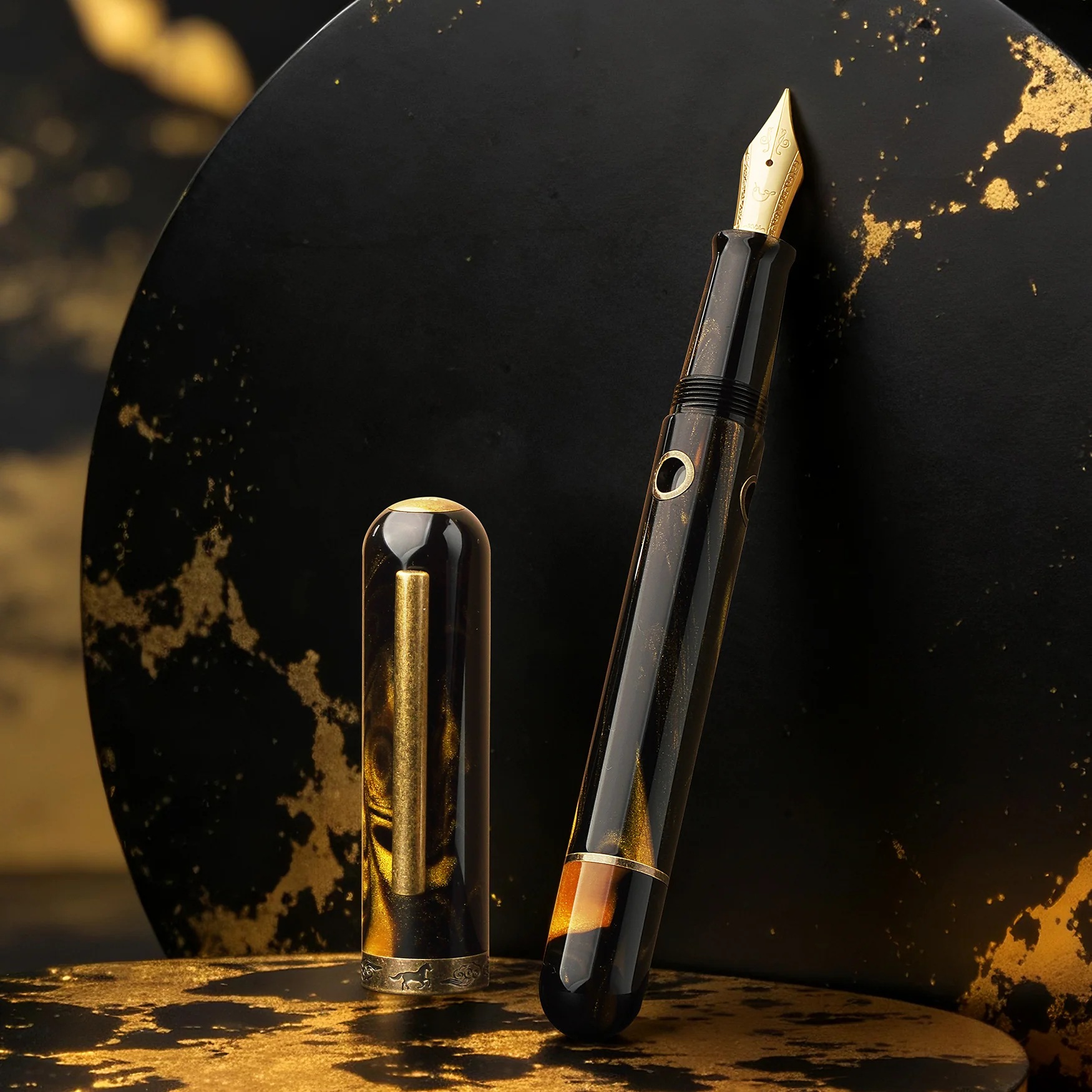 466-nahvalur-nautilus-fountain-pen-in-year-of-the-horse-1.webp Nahvalur Nautilus Fountain Pen in Year of the Horse