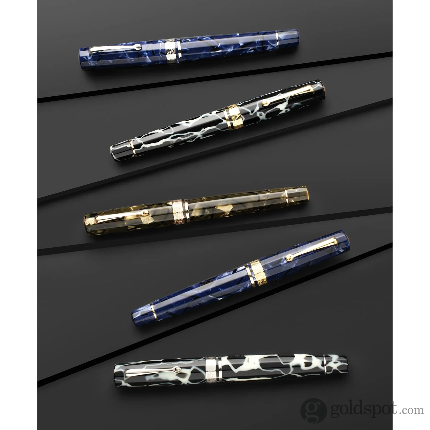 4793-omas-paragon-fountain-pen-in-wild-with-gold-trim-10.webp Omas Paragon Fountain Pen in Wild with Gold Trim