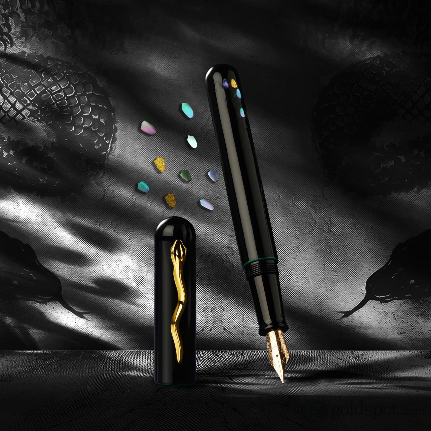4864-ikkaku-by-nahvalur-fountain-pen-in-year-of-the-snake-10.jpg IKKAKU by Nahvalur Fountain Pen in Year of the Snake