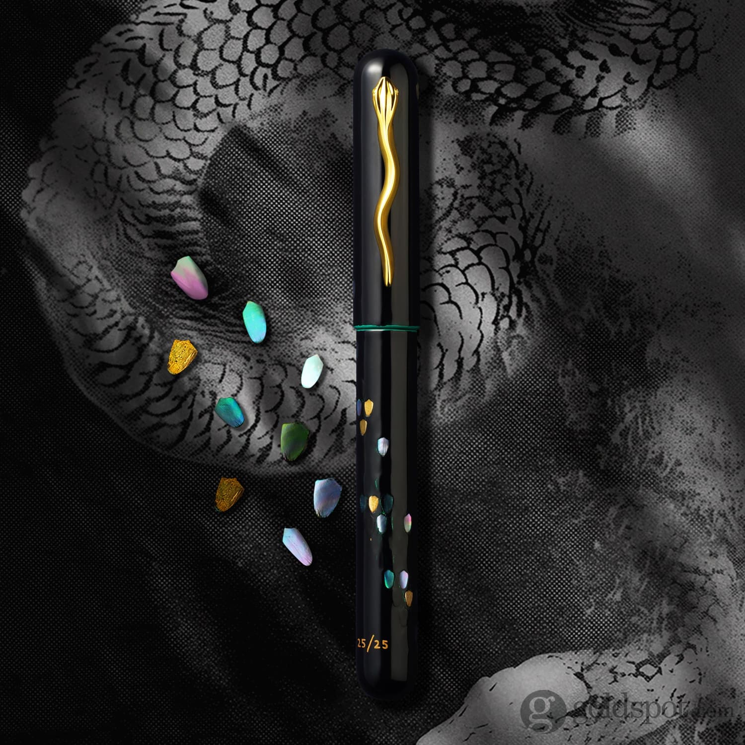4864-ikkaku-by-nahvalur-fountain-pen-in-year-of-the-snake-11.jpg IKKAKU by Nahvalur Fountain Pen in Year of the Snake