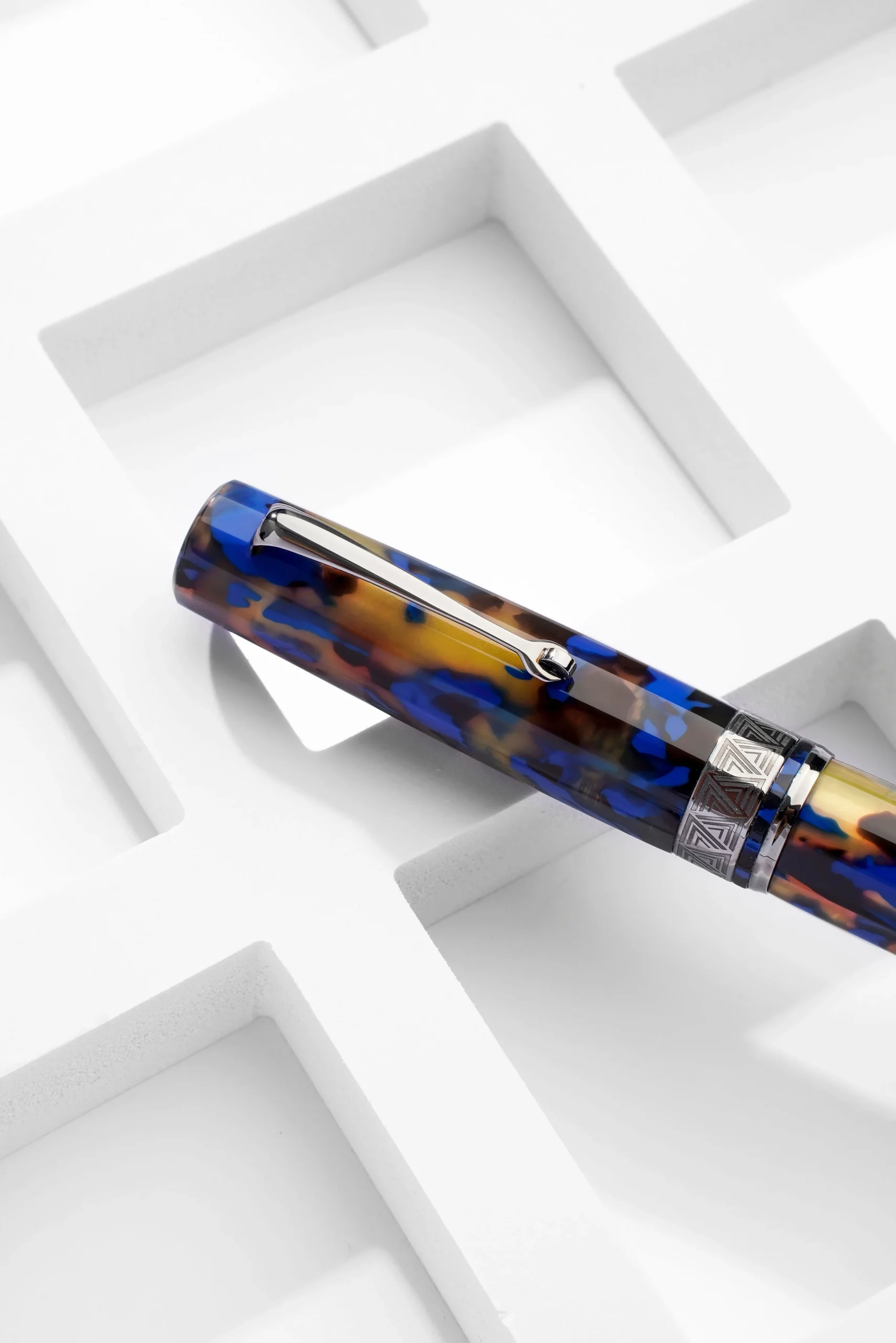 4894-omas-paragon-fountain-pen-in-blue-lucens-with-silver-trim-12.webp Omas Paragon Fountain Pen in Blue Lucens with Silver Trim