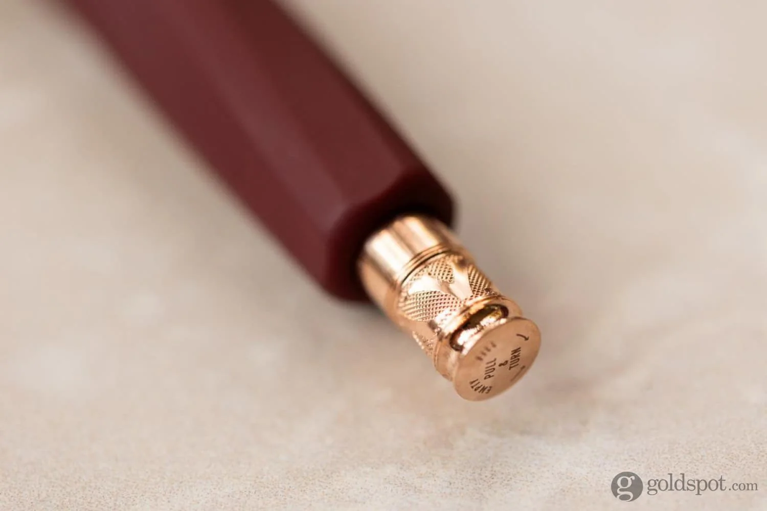 5047-visconti-divinia-fountain-pen-in-matte-bordeaux-12.webp Visconti Divinia Fountain Pen in Matte Bordeaux