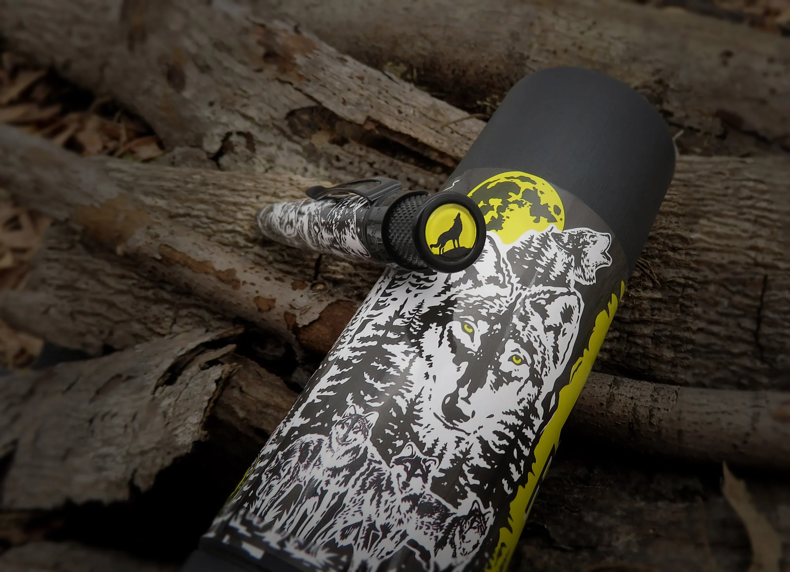 515-retro-51-tornado-wolf-rescue-ballpoint-pen-3.webp Retro 51 Tornado Wolf Rescue Ballpoint Pen