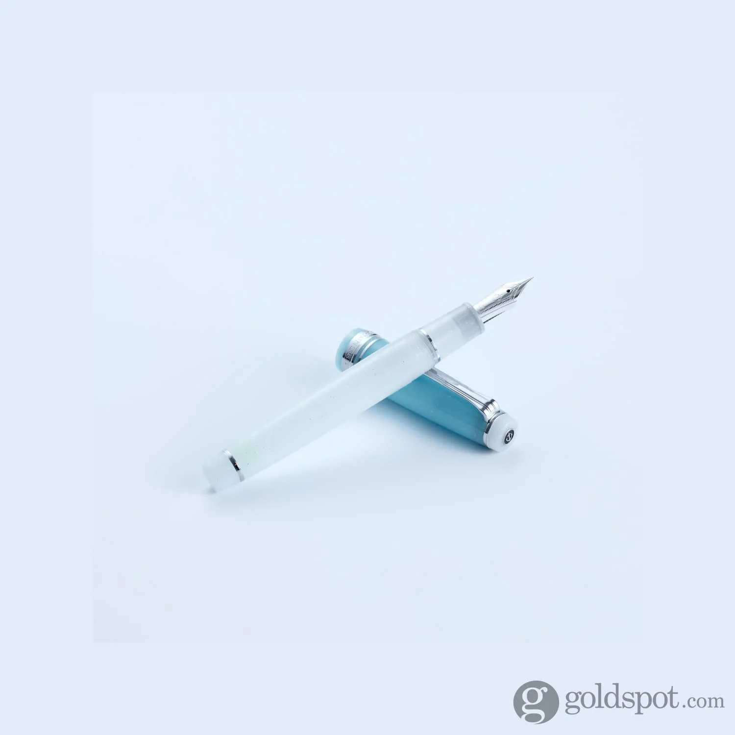 Sailor Pro Gear Standard Fountain Pen in Sapporo Snow Festival - 21K Gold Limited Edition