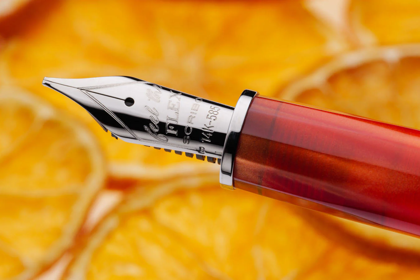 5473-scribo-feel-fountain-pen-in-arancia-with-platinum-trim-10.webp Scribo Feel Fountain Pen in Arancia with Platinum Trim