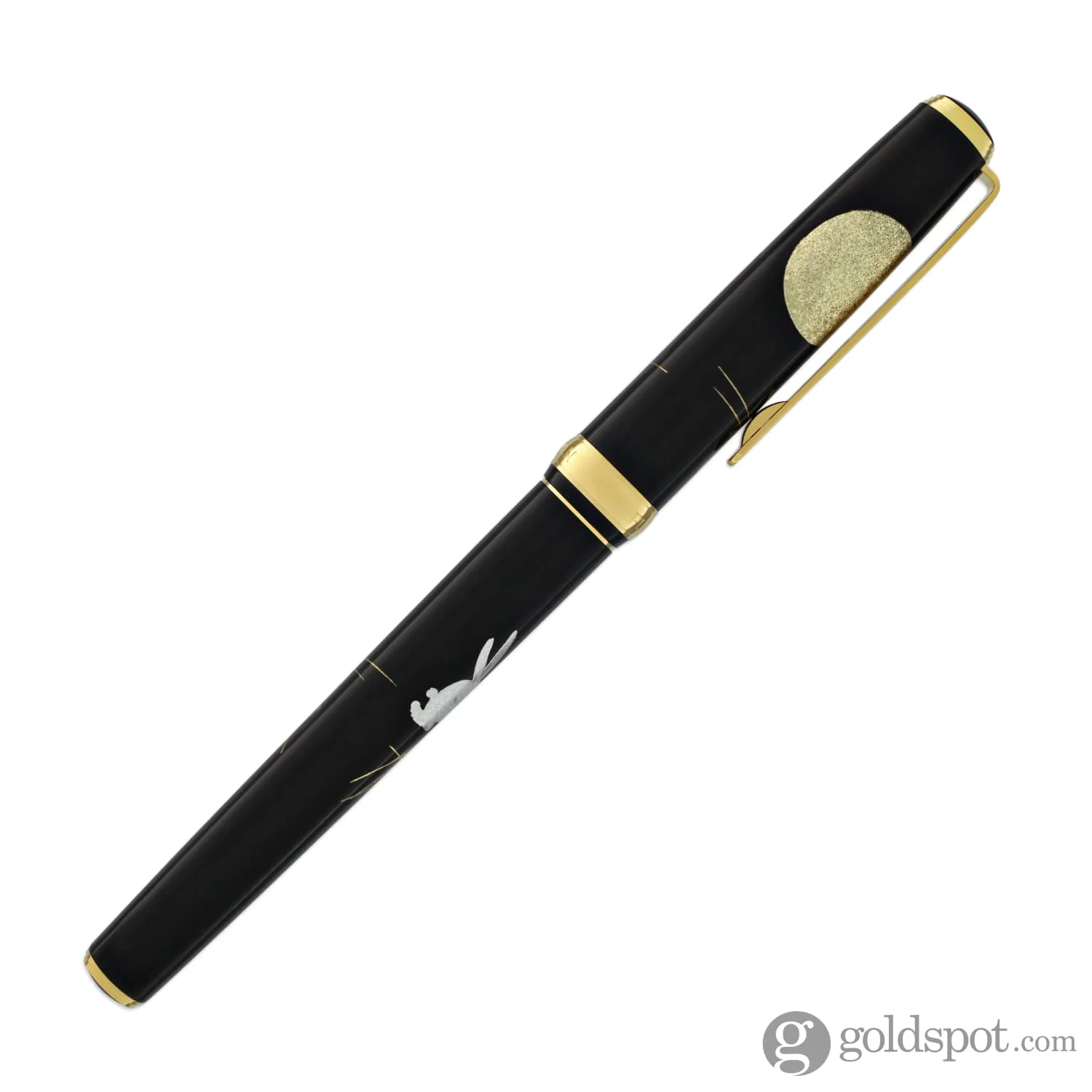 5486-platinum-classic-maki-e-fountain-pen-in-moon-and-rabbit-design-18k-gold-6.webp Platinum Classic Maki-e Fountain Pen in Moon and Rabbit Design - 18K Gold