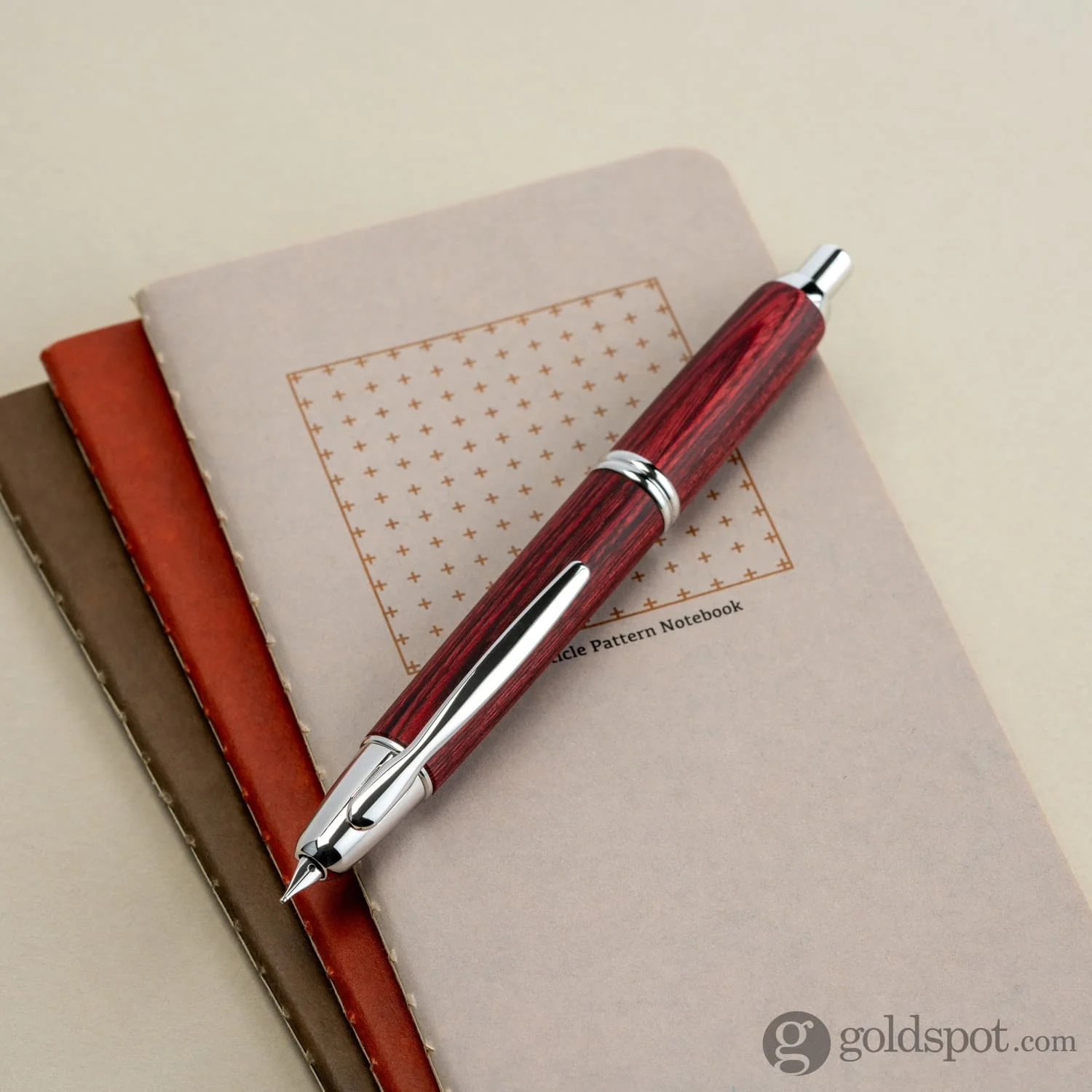 Pilot Vanishing Point Fountain Pen in Birchwood Red - 18K Gold