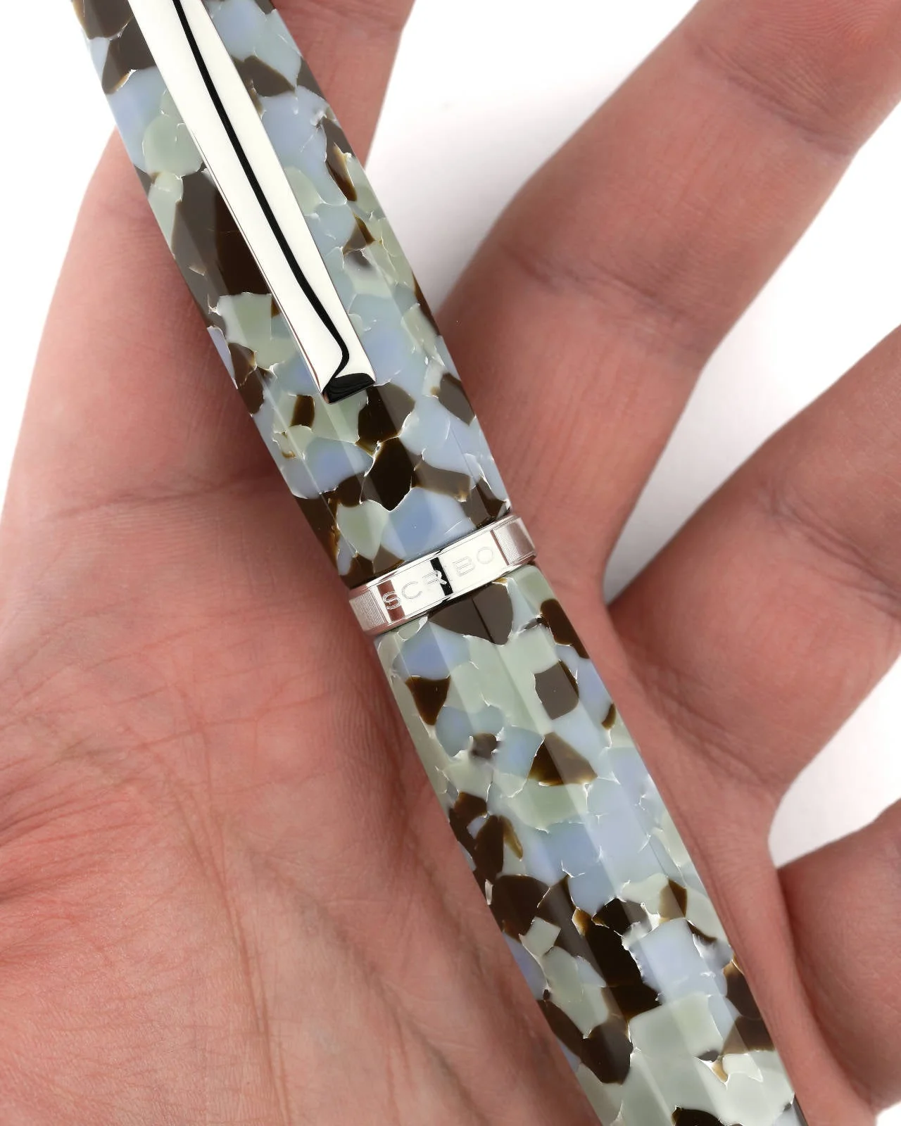 Scribo Feel Fountain Pen in Graniglia with Platinum Trim