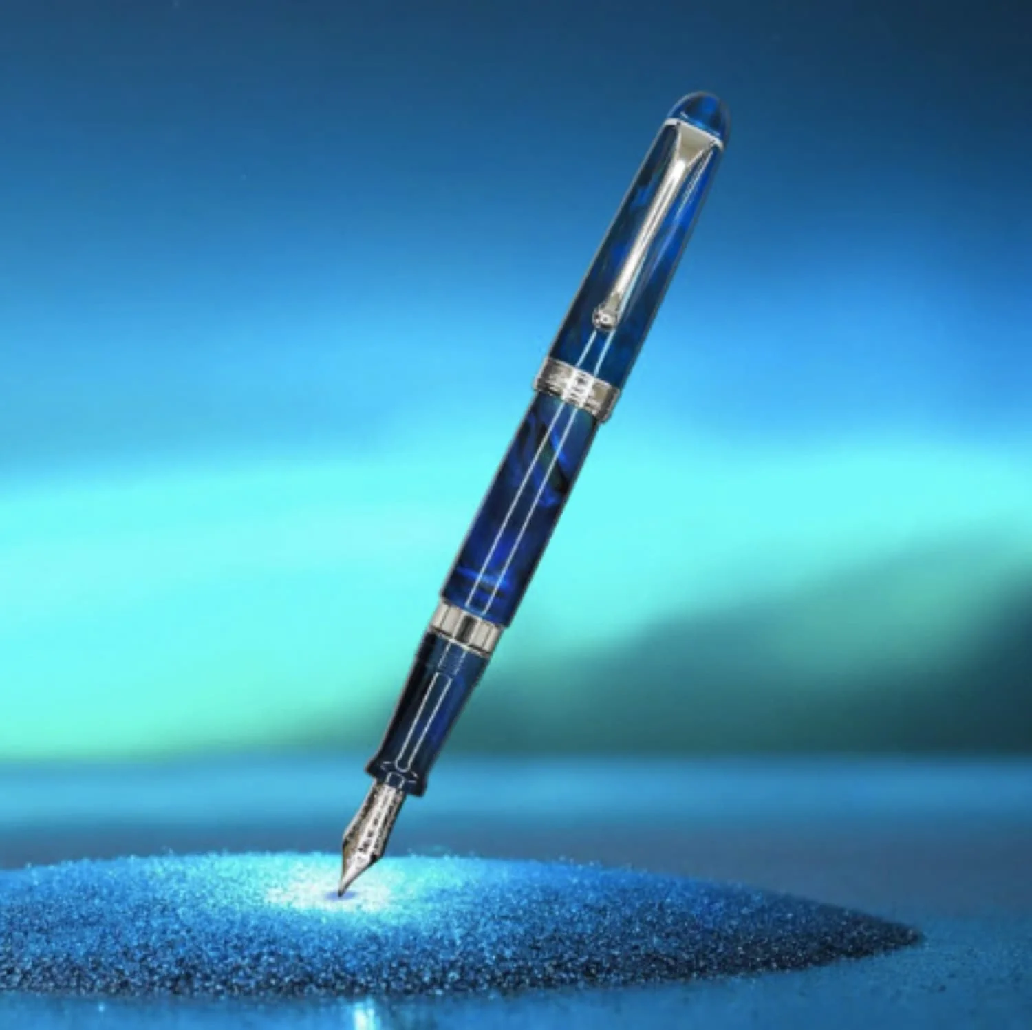 5729-aurora-888-fountain-pen-in-boreale-18k-gold-limited-edition-1.webp Aurora 888 Fountain Pen in Boreale - 18K Gold - Limited Edition