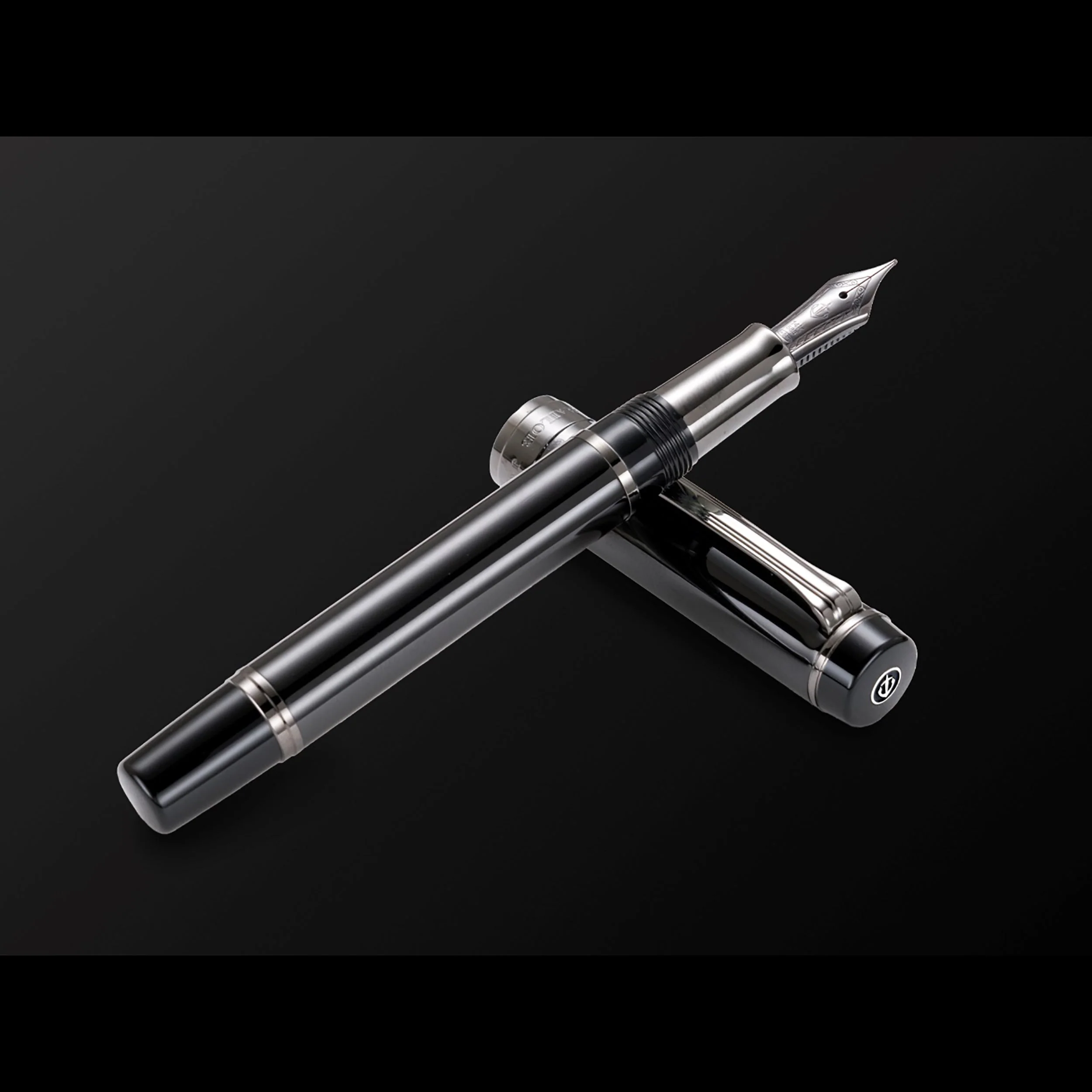 Sailor Cylint Fountain Pen in Black Stainless Steel - 21kt Gold Nib