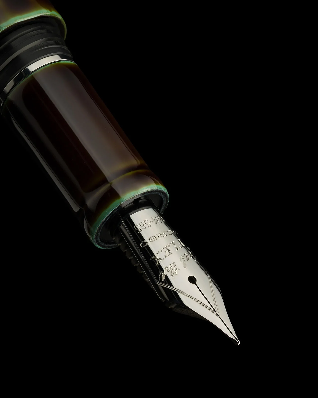 58-scribo-piuma-fountain-pen-in-hane-toruko-with-ruthenium-trim-limited-edition-2.webp Scribo Piuma Fountain Pen in Hane Toruko with Ruthenium Trim - Limited Edition