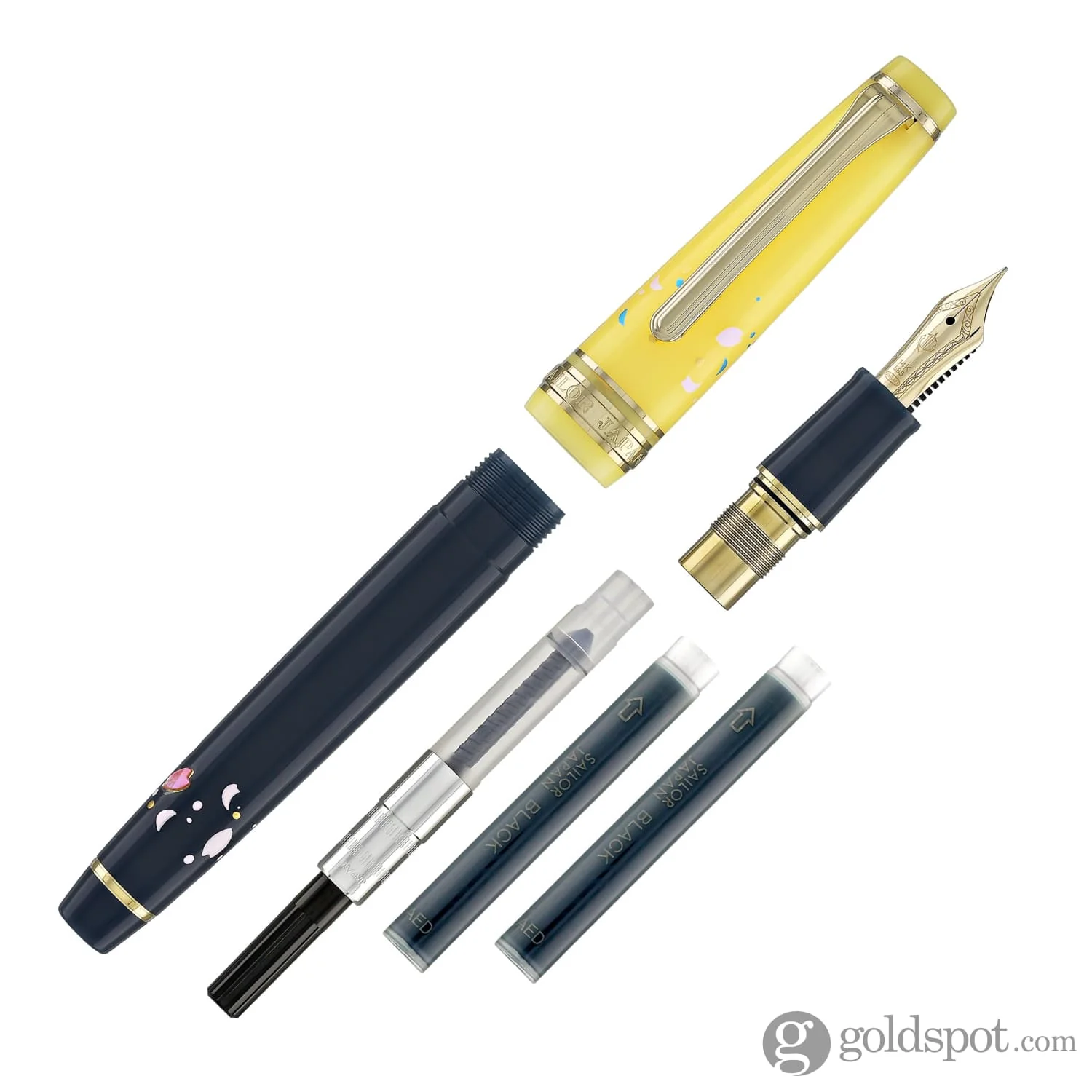 5943-sailor-professional-gear-slim-princess-raden-fountain-pen-in-princess-ochikubo-with-gold-ip-14k-gold-7.webp Sailor Professional Gear Slim 'Princess Raden' Fountain Pen in Princess Ochikubo with Gold IP - 14K Gold