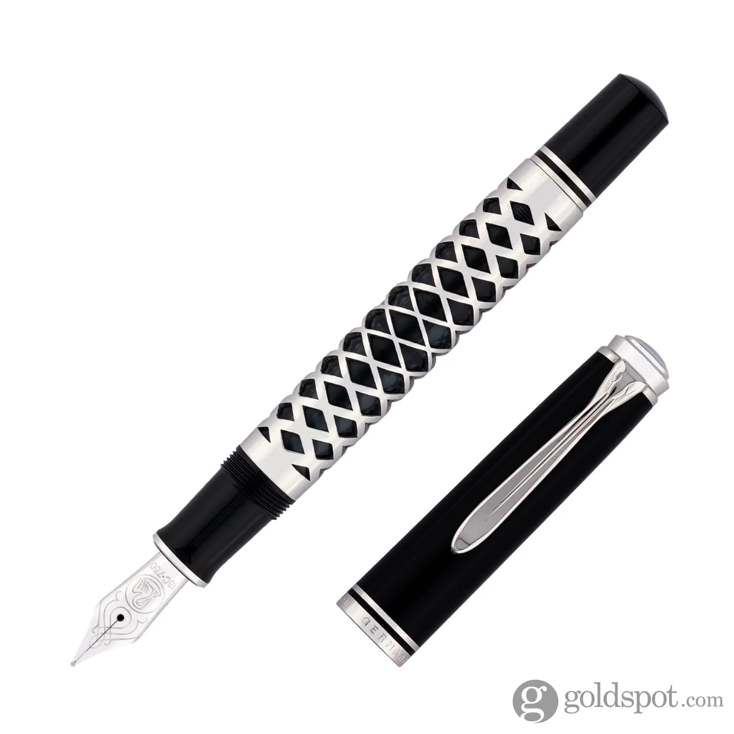 5971-pelikan-souveran-m805-fountain-pen-in-metal-sleeve-18k-gold-3.webp Pelikan Souveran M805 Fountain Pen in Metal Sleeve - 18K Gold