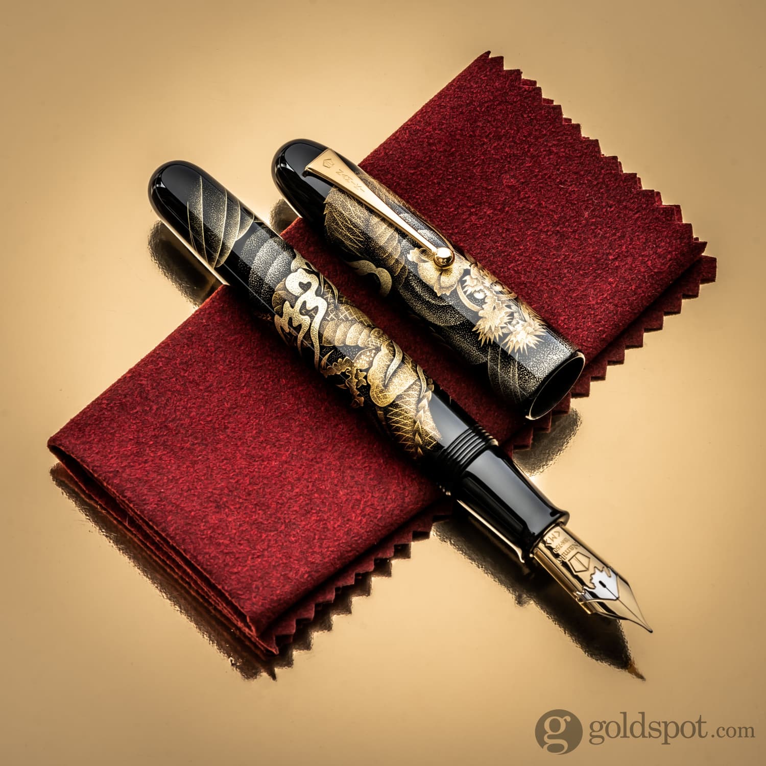 6032-namiki-chinkin-fountain-pen-in-dragon-18k-gold-9.jpg Namiki Chinkin Fountain Pen in Dragon - 18K Gold