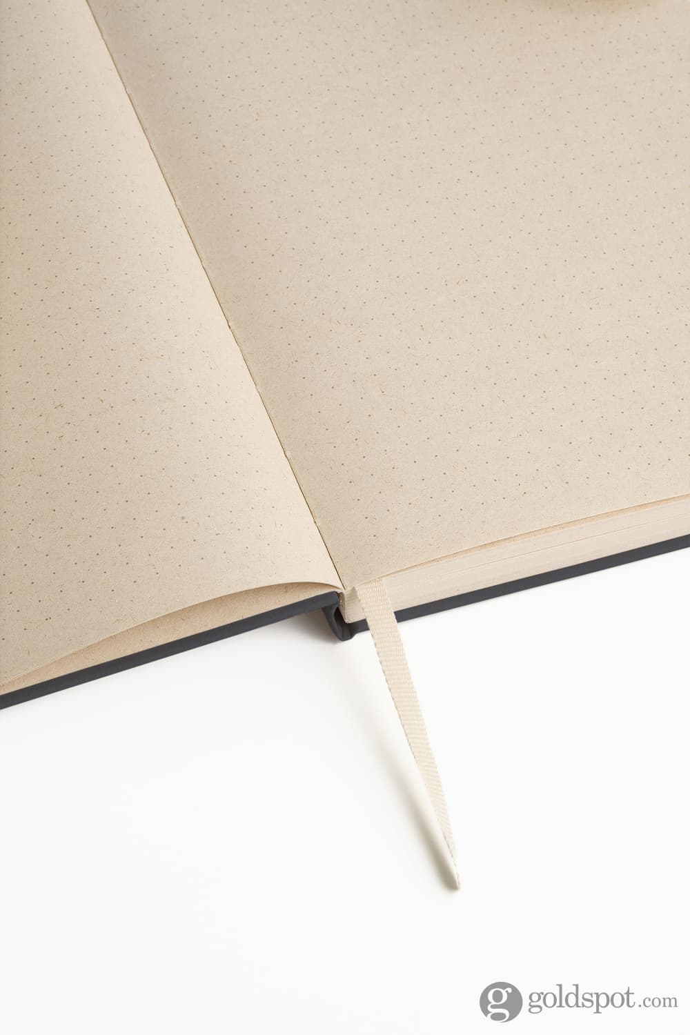 606-artik-a5-notebook-in-coconut-5.jpg Artik A5 Notebook in Coconut