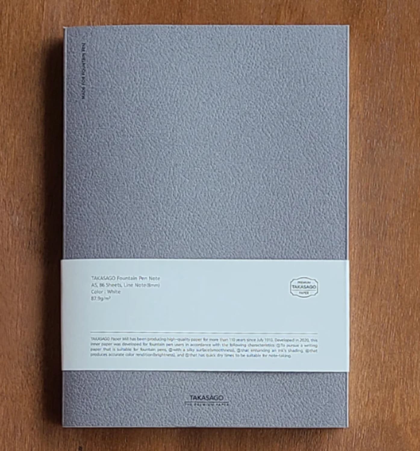 615-dominant-industry-takasago-fountain-pen-notebook-in-gray-lined-1.jpg Dominant Industry Takasago Fountain Pen Notebook in Gray - Lined