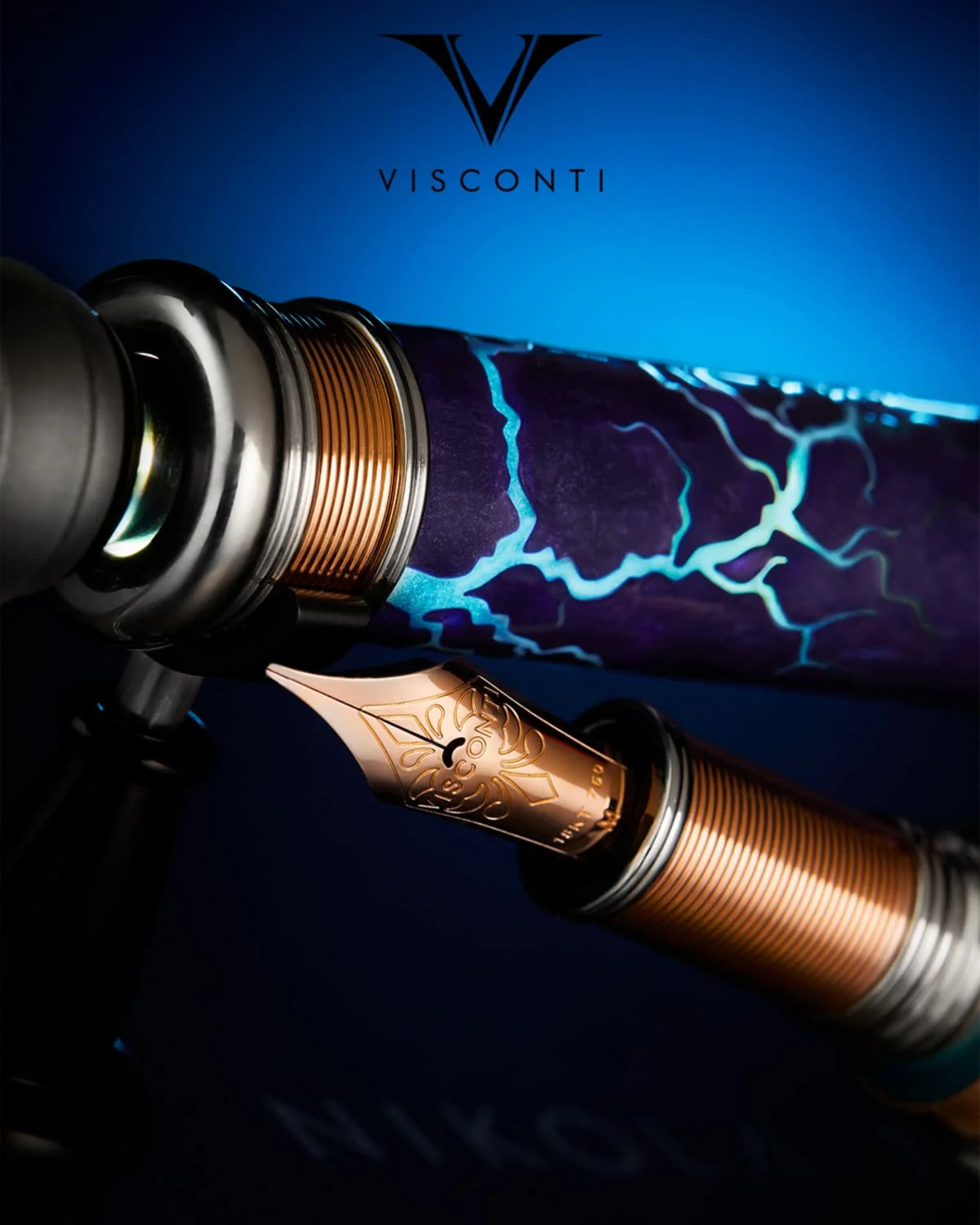 6172-visconti-limited-edition-fountain-pen-in-nikola-tesla-18k-gold-1.webp Visconti Limited Edition Fountain Pen in Nikola Tesla - 18K Gold